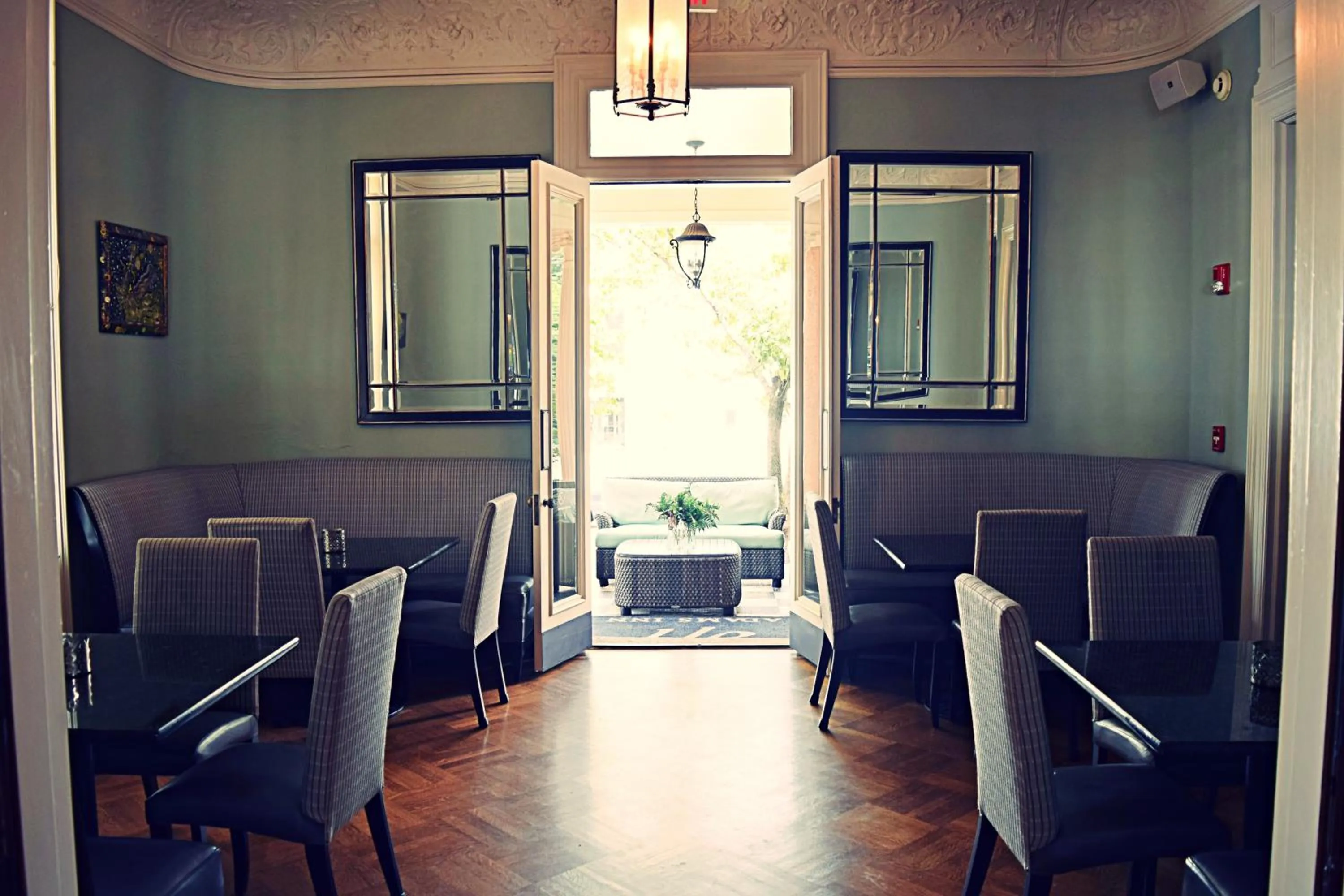 Restaurant/places to eat in JH Adams Inn, Trademark Collection by Wyndham