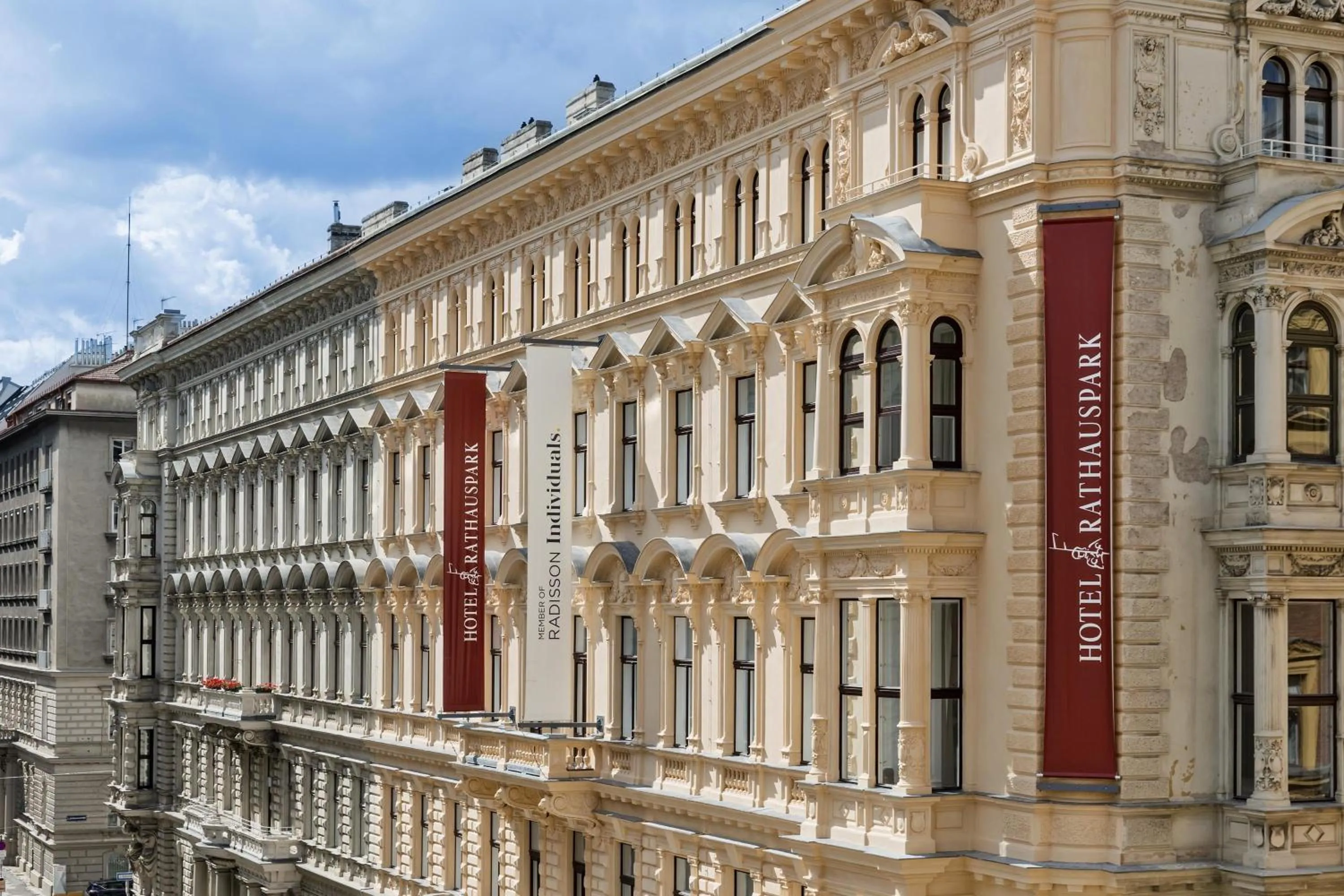 Property building in Hotel Rathauspark Wien