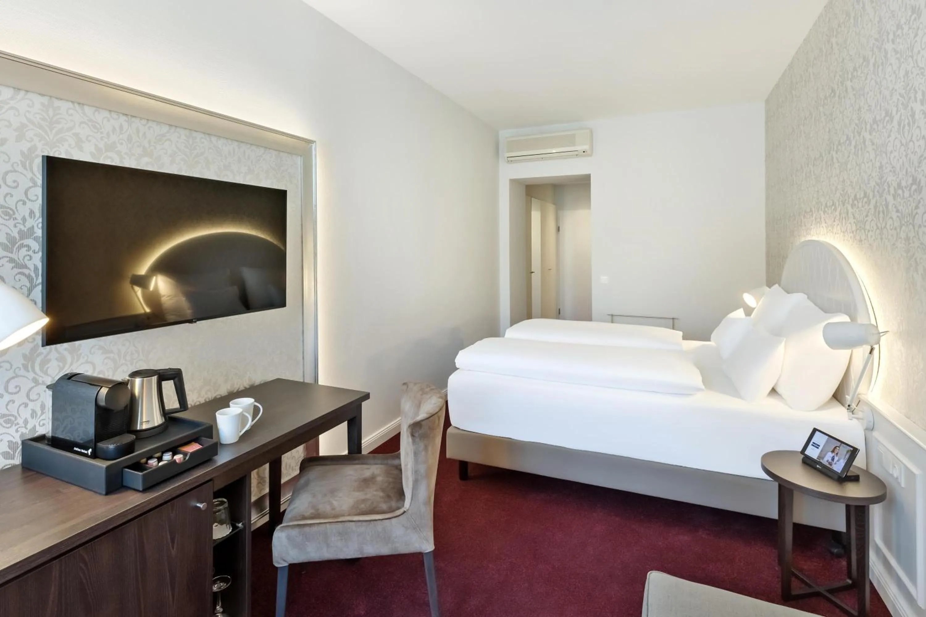 Bed in Hotel Rathauspark Wien