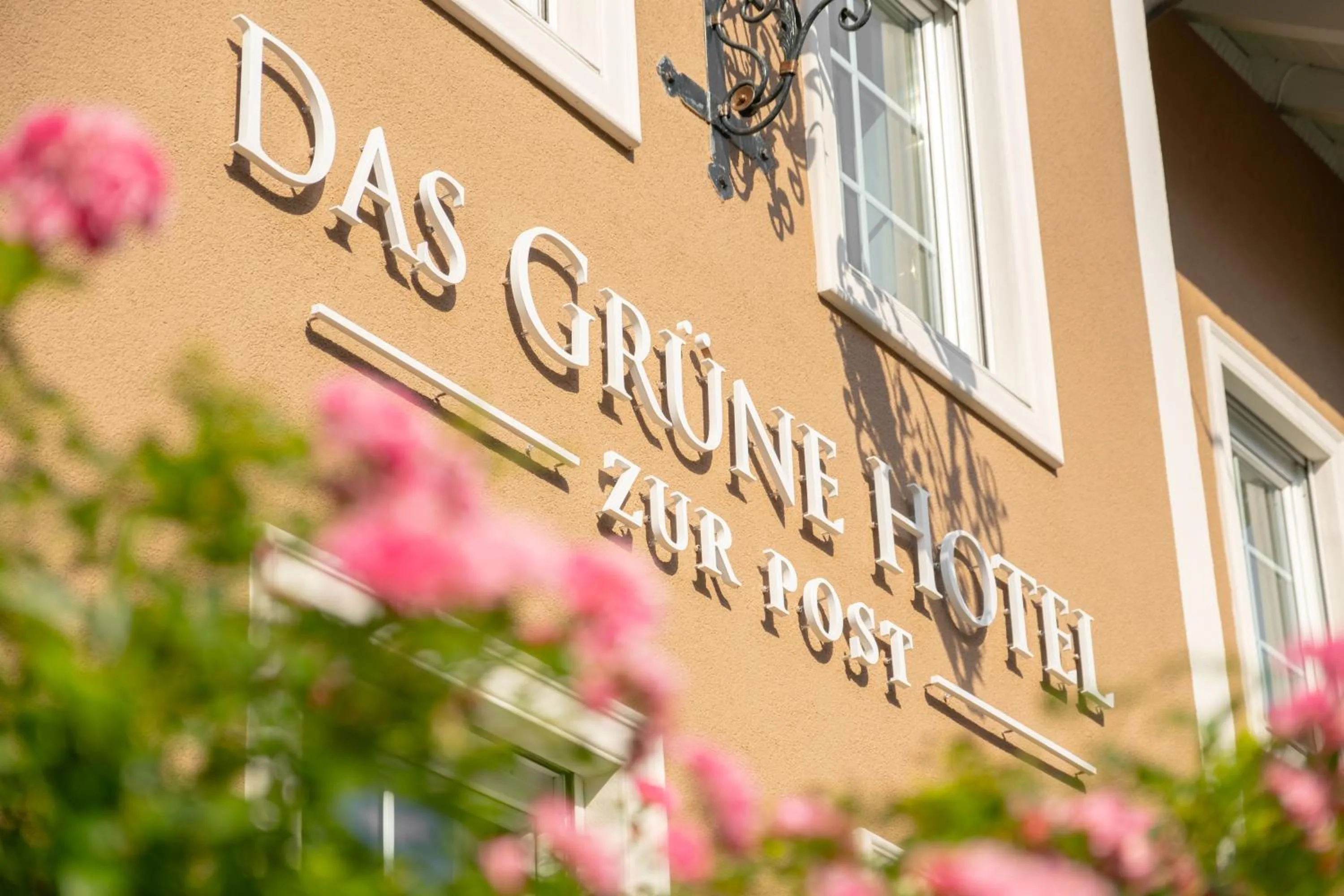 Property building in Das Grüne Hotel zur Post - 100 % BIO