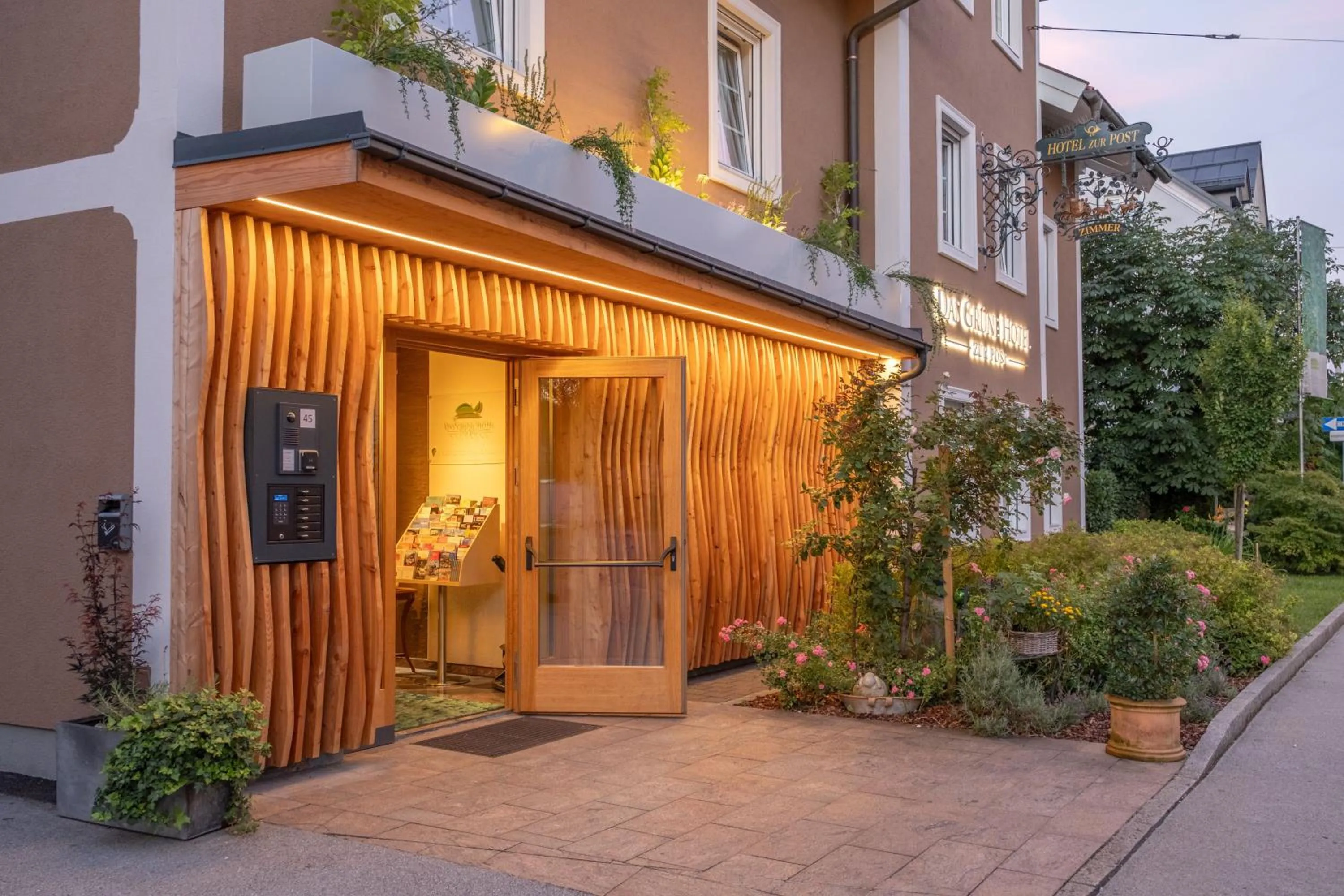 Property building in Das Grüne Hotel zur Post - 100 % BIO