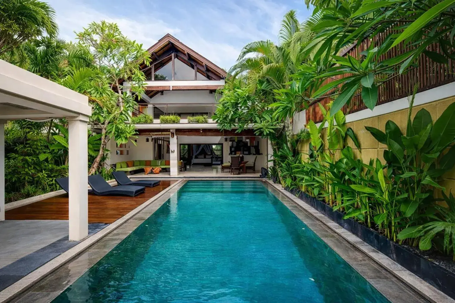 Villa with Private Pool in Harmony Villa Dua Villa with Private Pool in Harmony Villa Dua