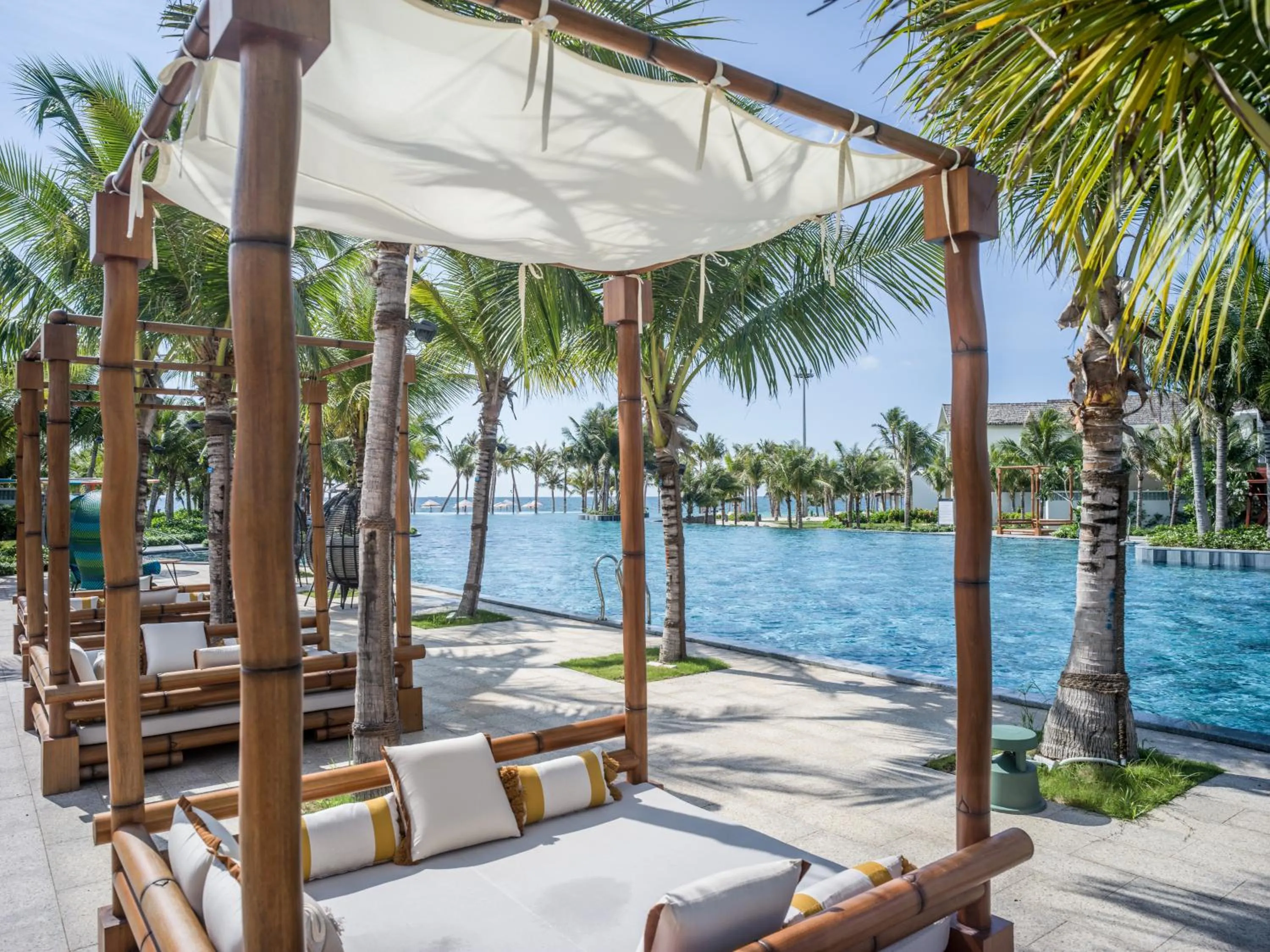 Swimming pool in New World Phu Quoc Resort