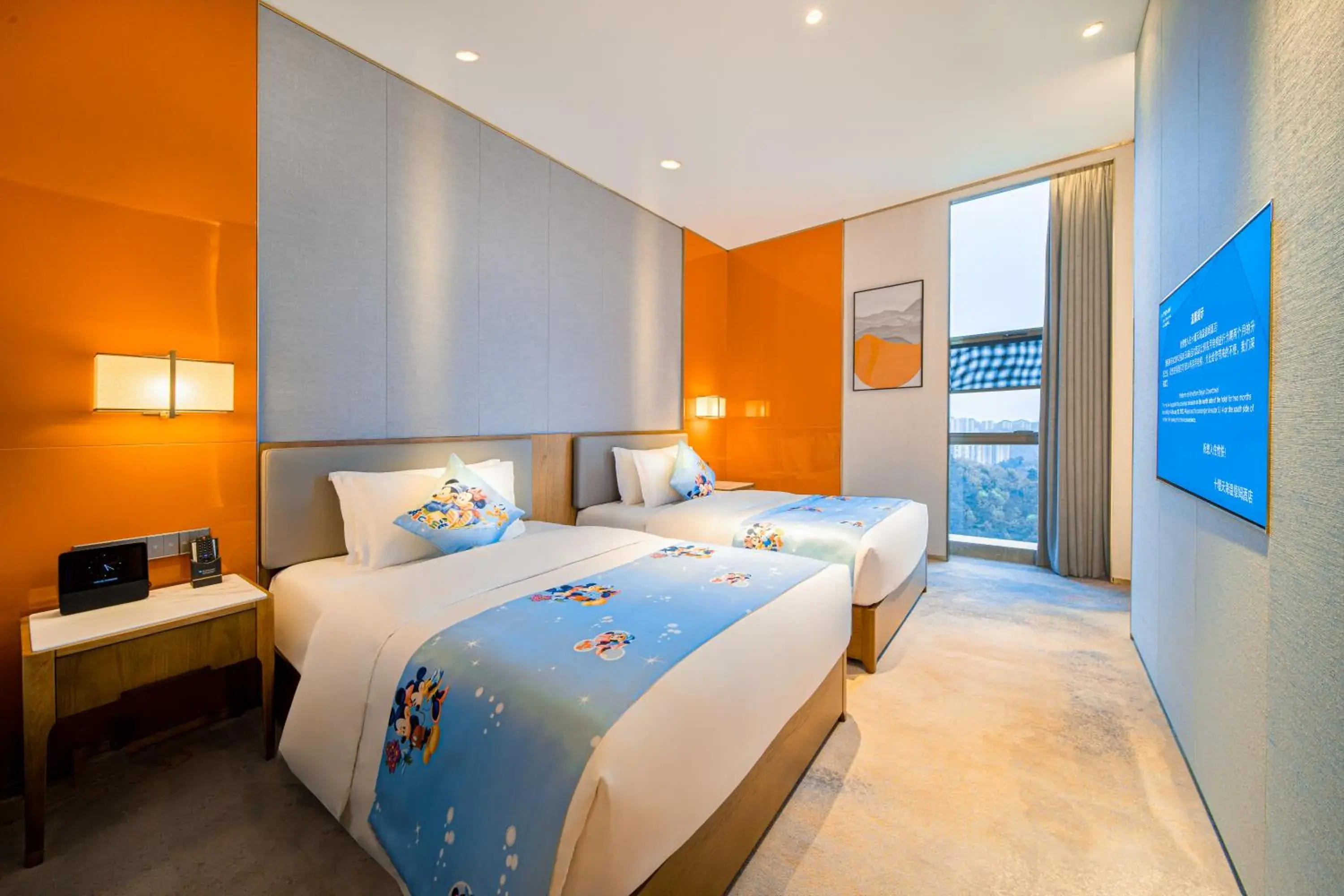 Suite with a king and 2 double beds - Non-smoking in Wyndham Shiyan Downtown Suite with a king and 2 double beds - Non-smoking in Wyndham Shiyan Downtown