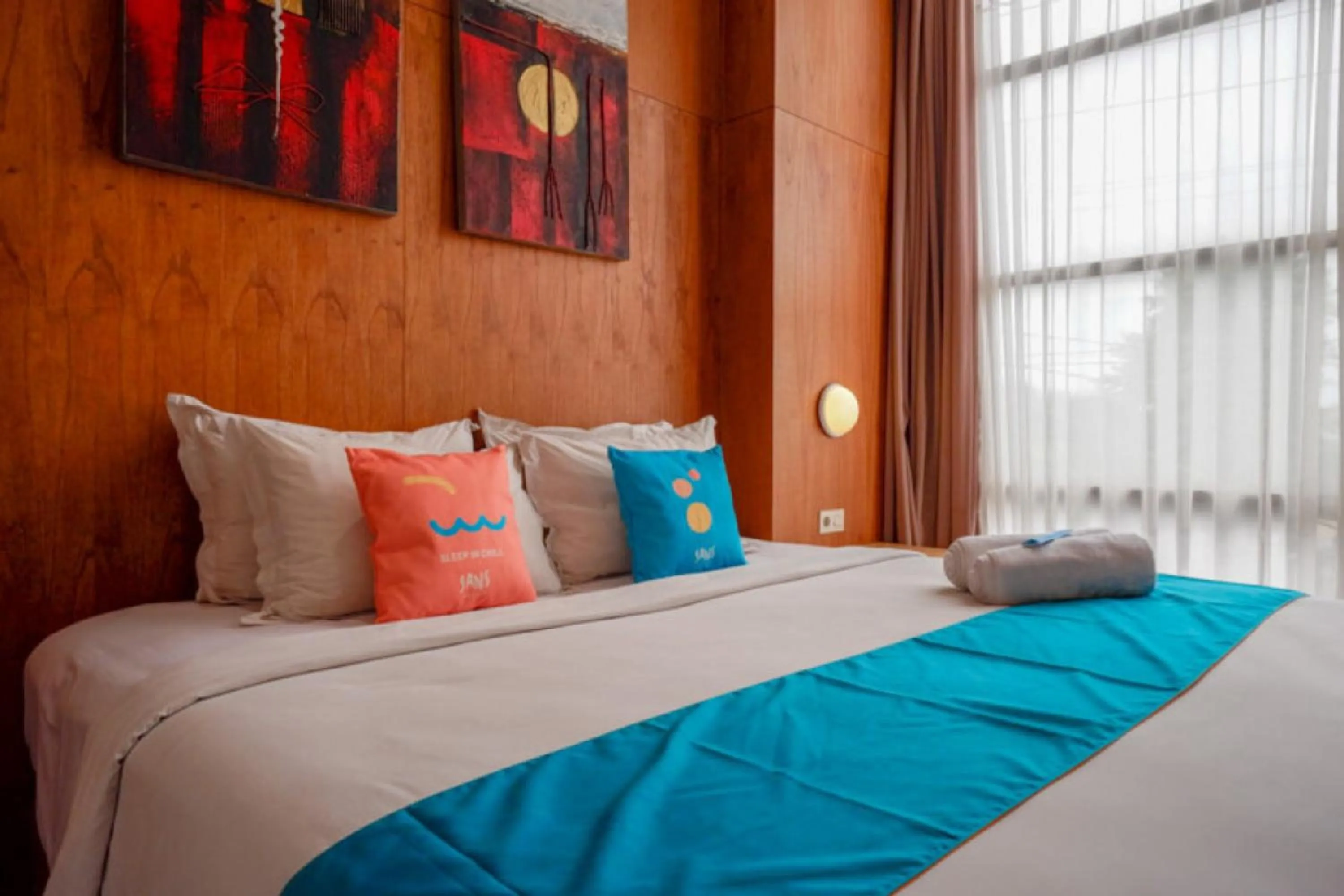 Bedroom, Bed in Sans Hotel Ekkon Yogyakarta by Reddoorz