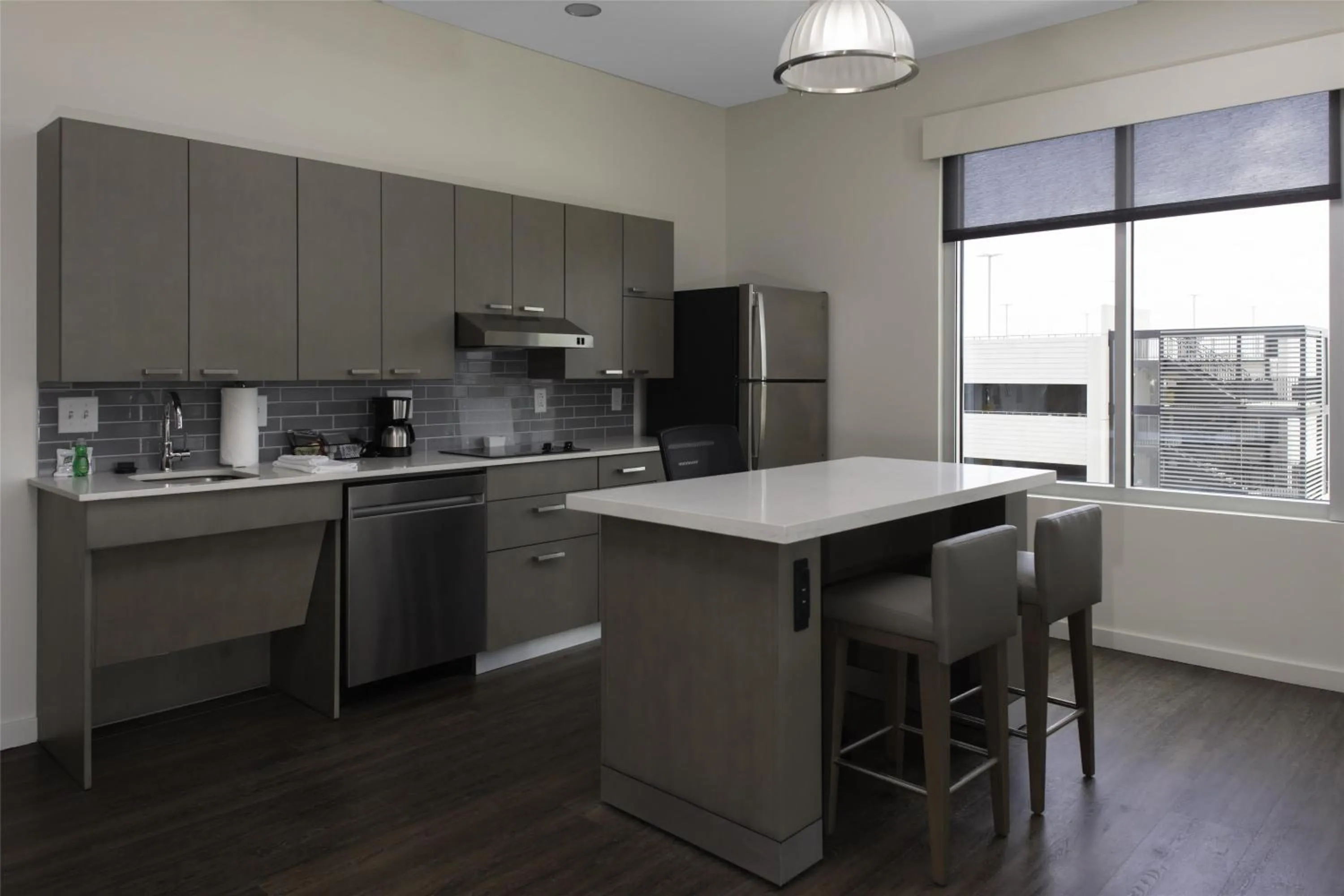 Kitchen or kitchenette in Hyatt House The Woodlands-Shenandoah