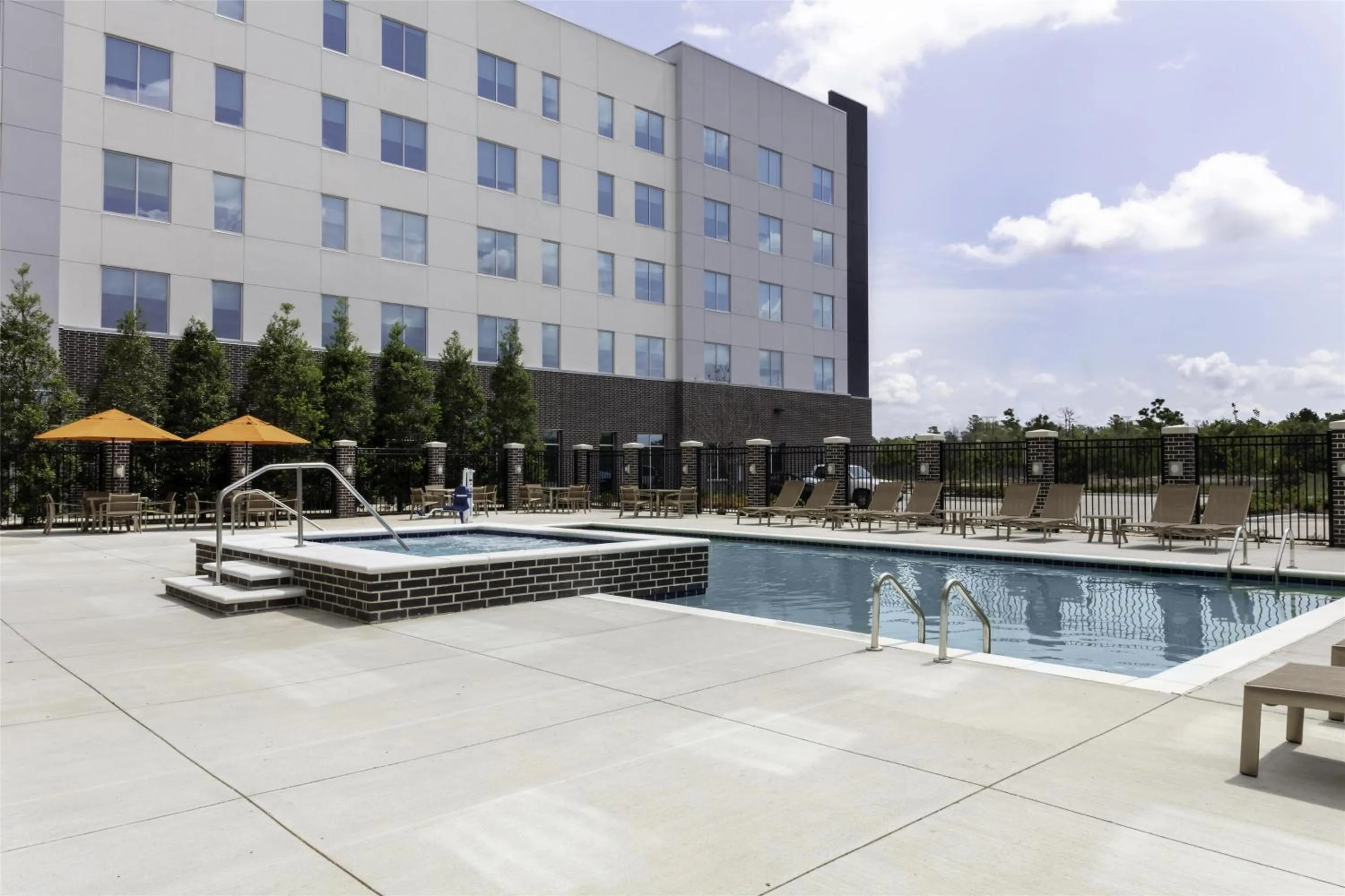 Swimming pool in Hyatt House The Woodlands-Shenandoah