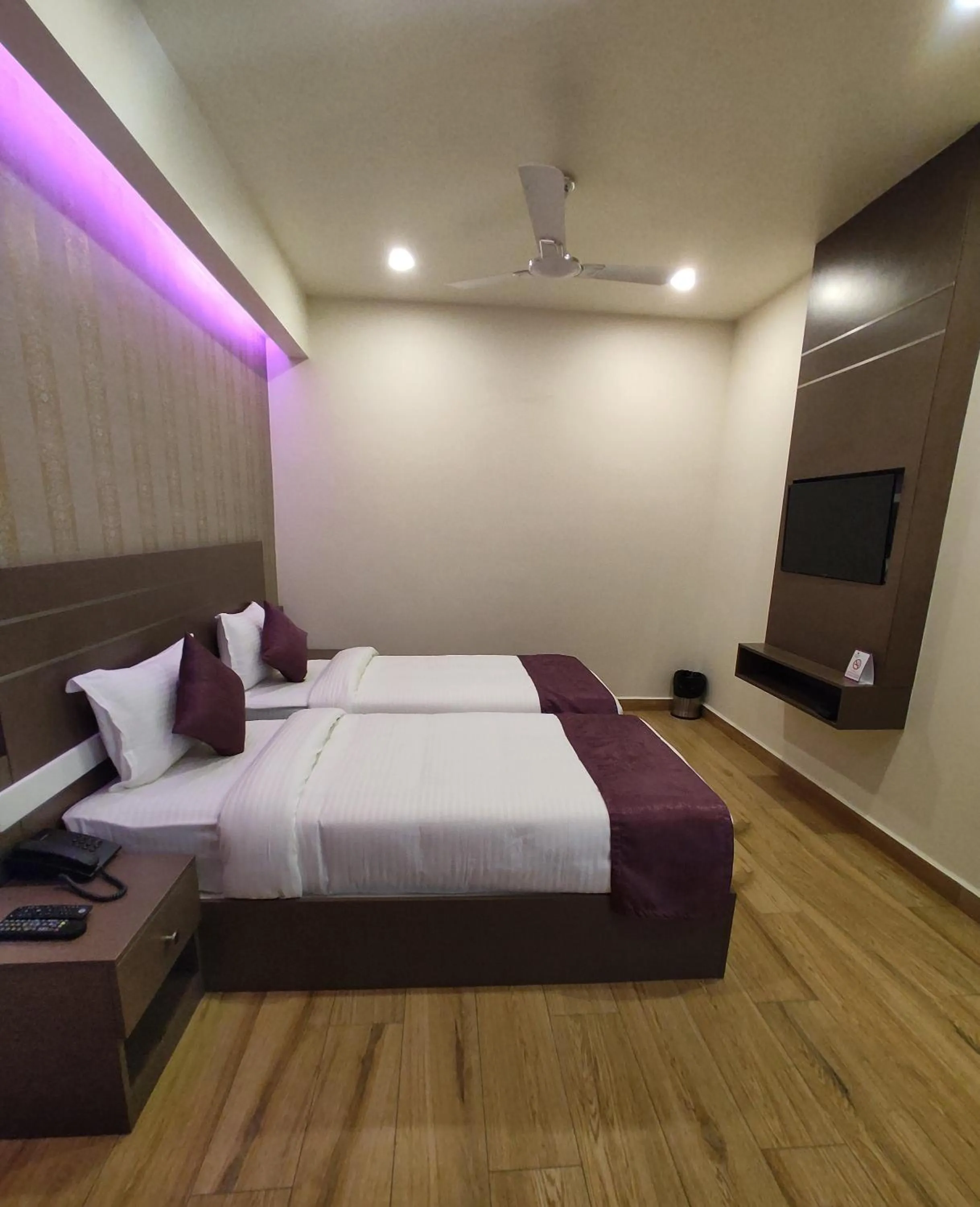 Bed in Lavender Infopark Kochi