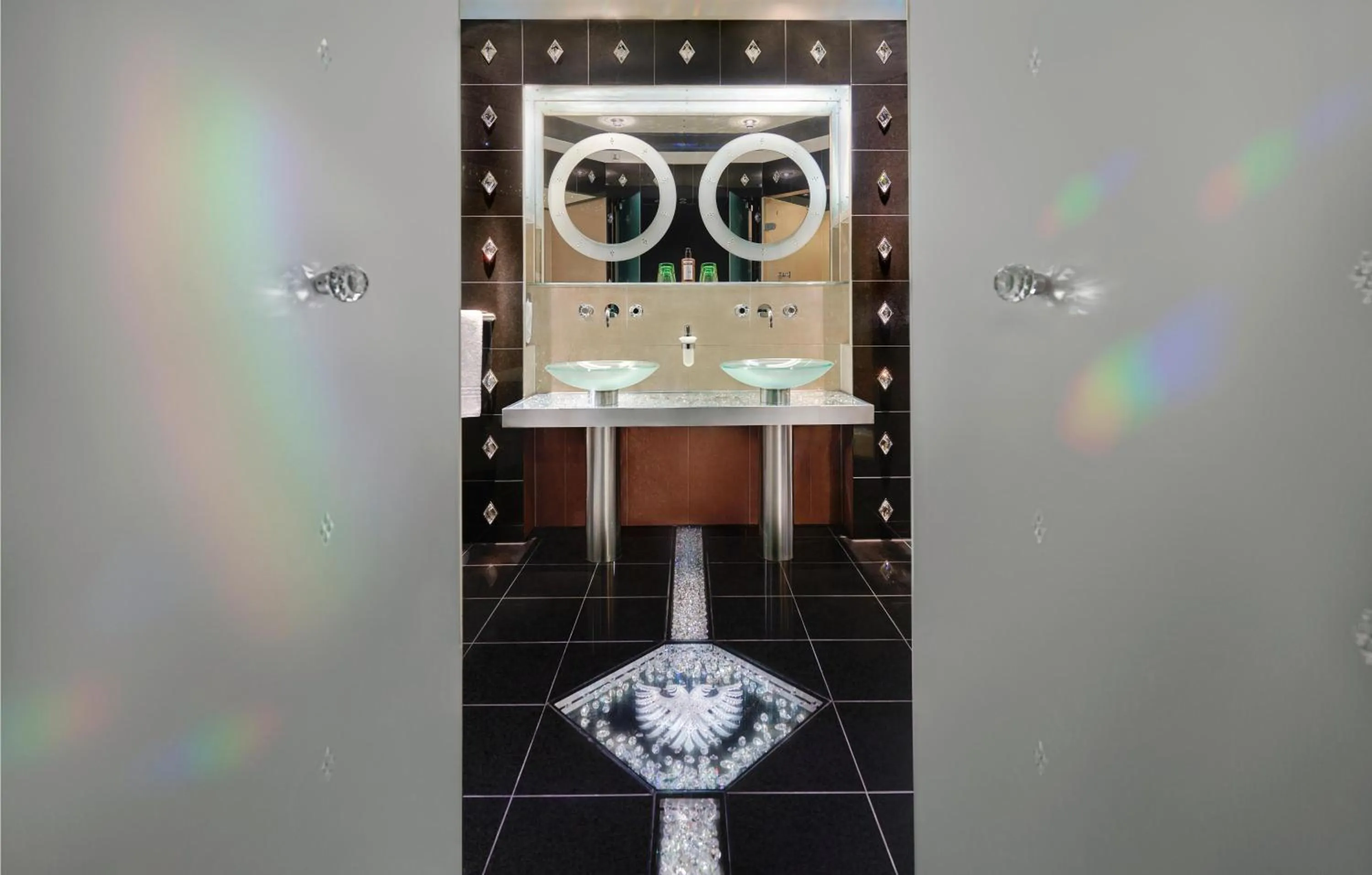 Bathroom in Hotel Schwarzer Adler Innsbruck