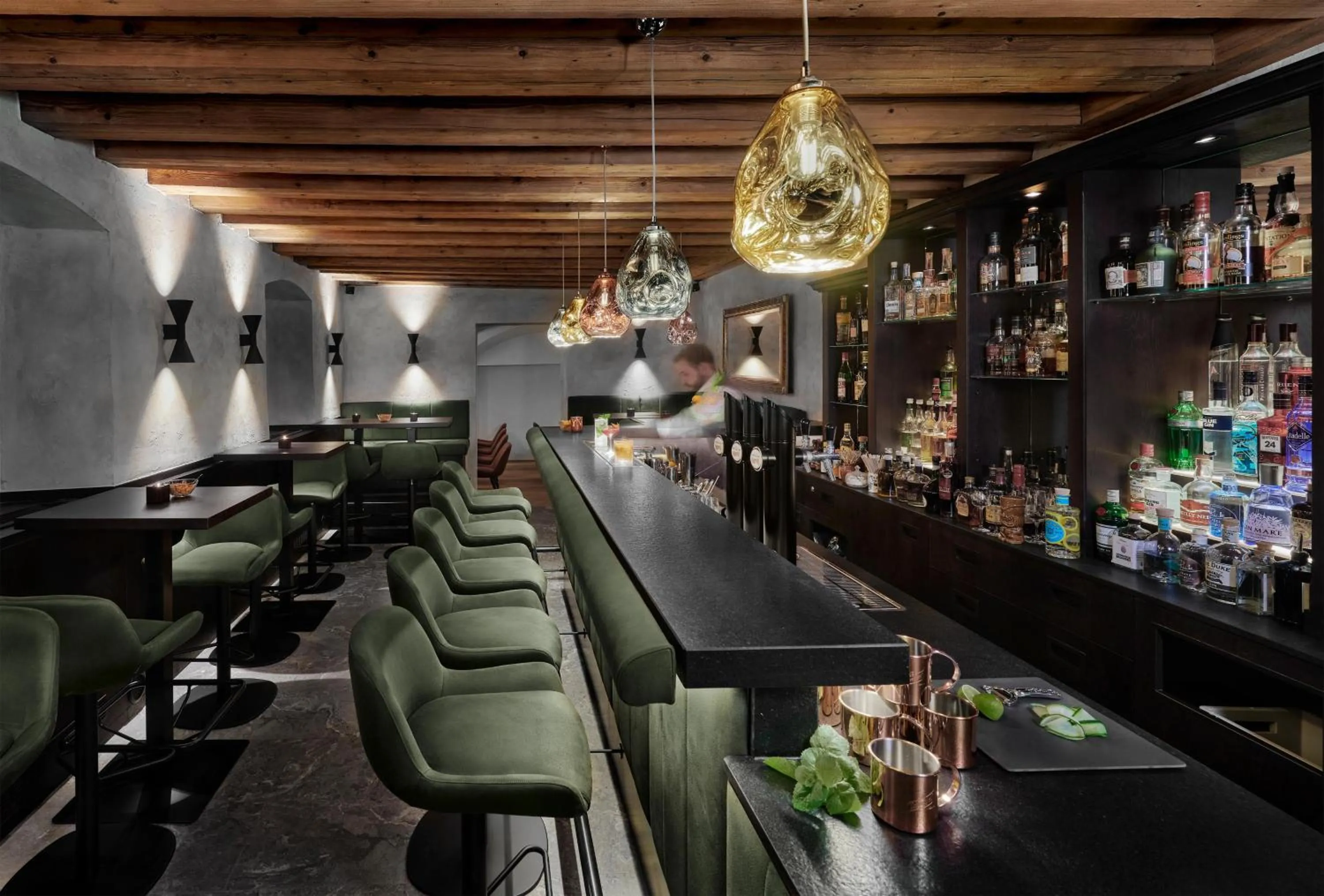 Lounge or bar in Hotel Schwarzer Adler Innsbruck