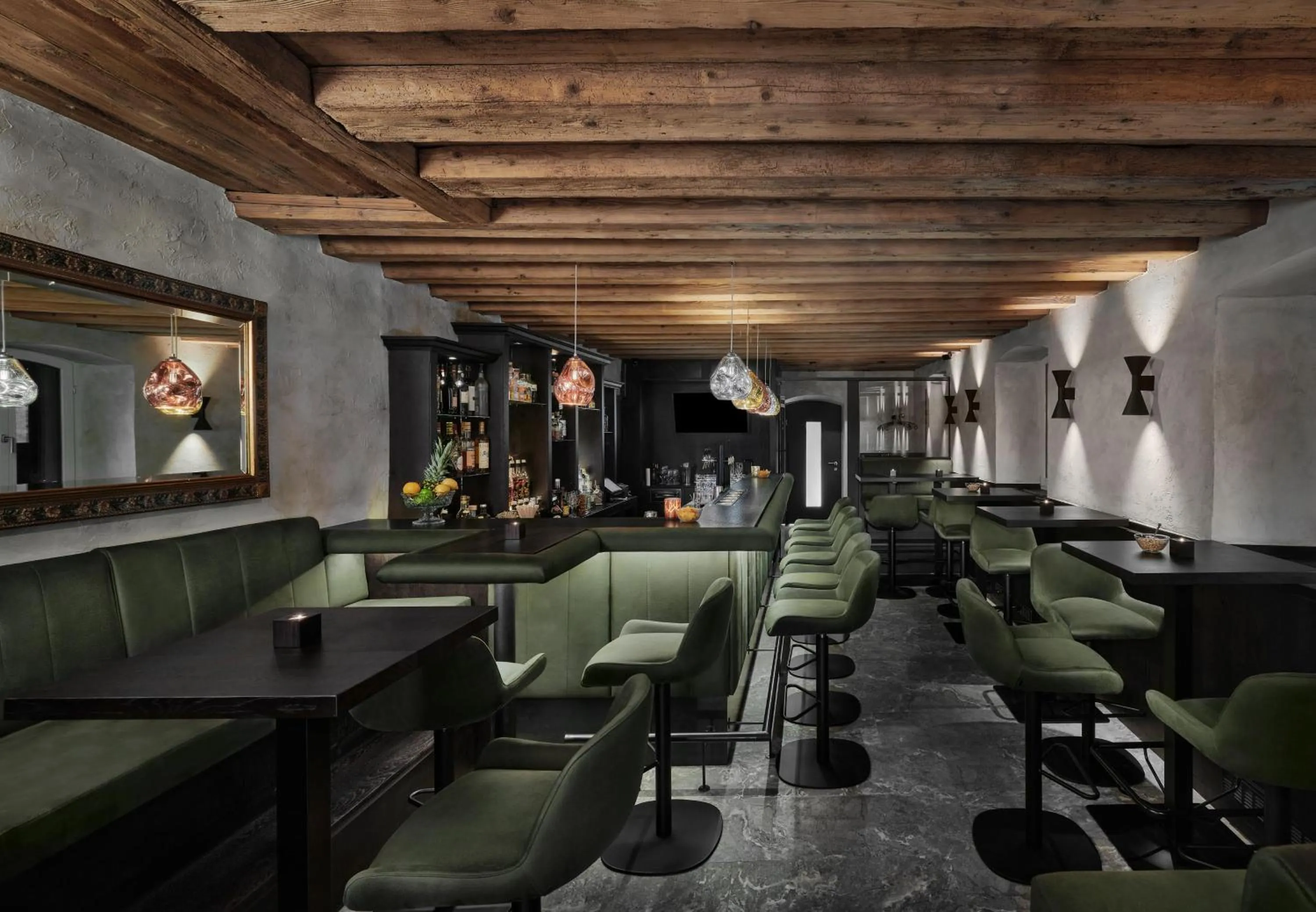 Lounge or bar in Hotel Schwarzer Adler Innsbruck