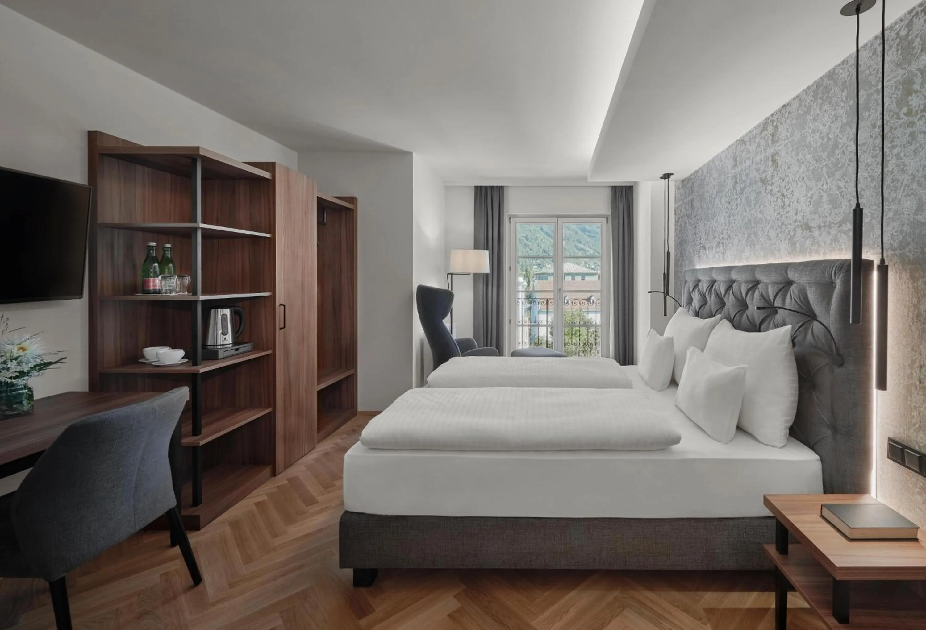 Photo of the whole room, Bed in Hotel Schwarzer Adler Innsbruck