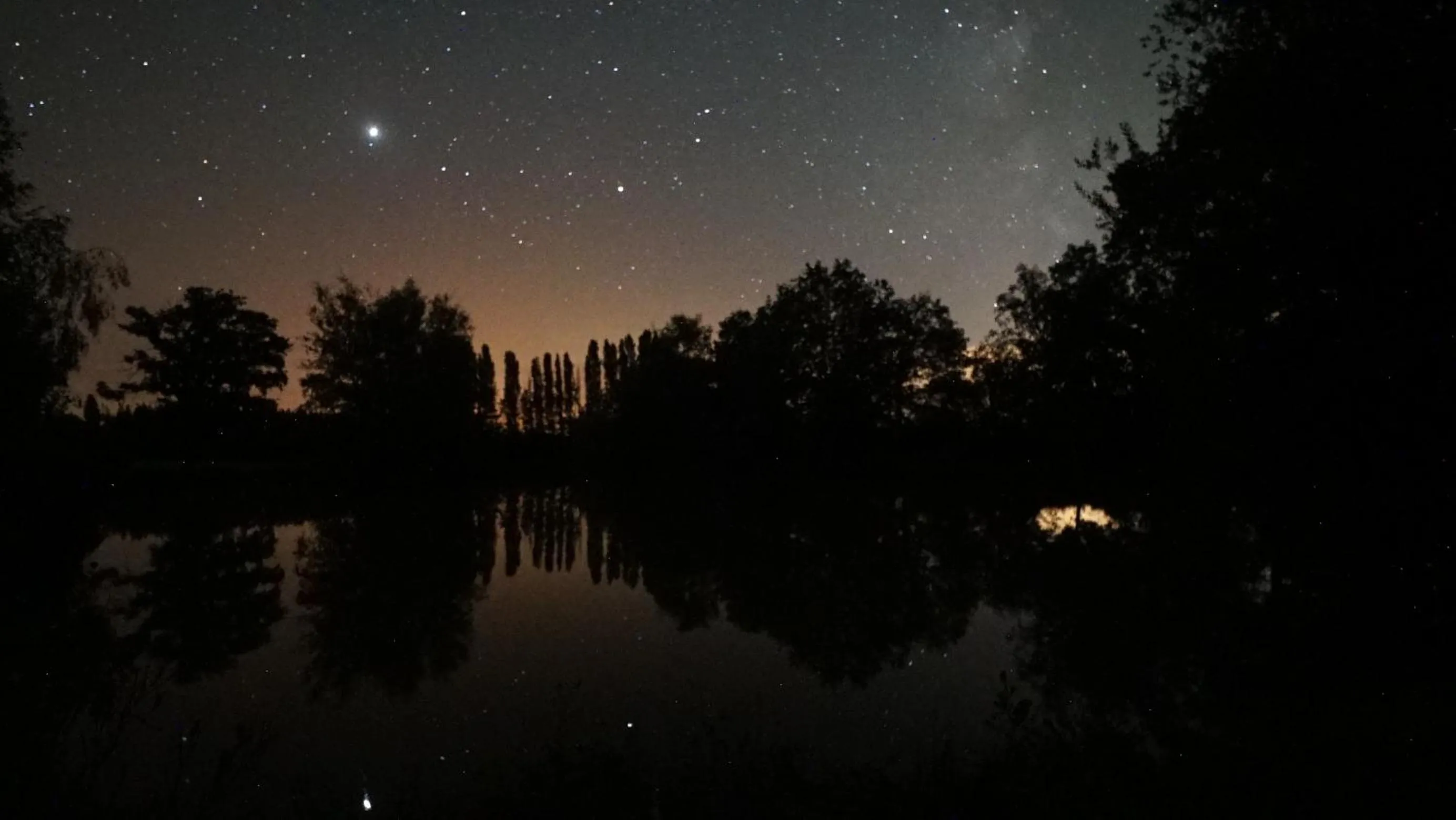 Night in Domaine du clos henri