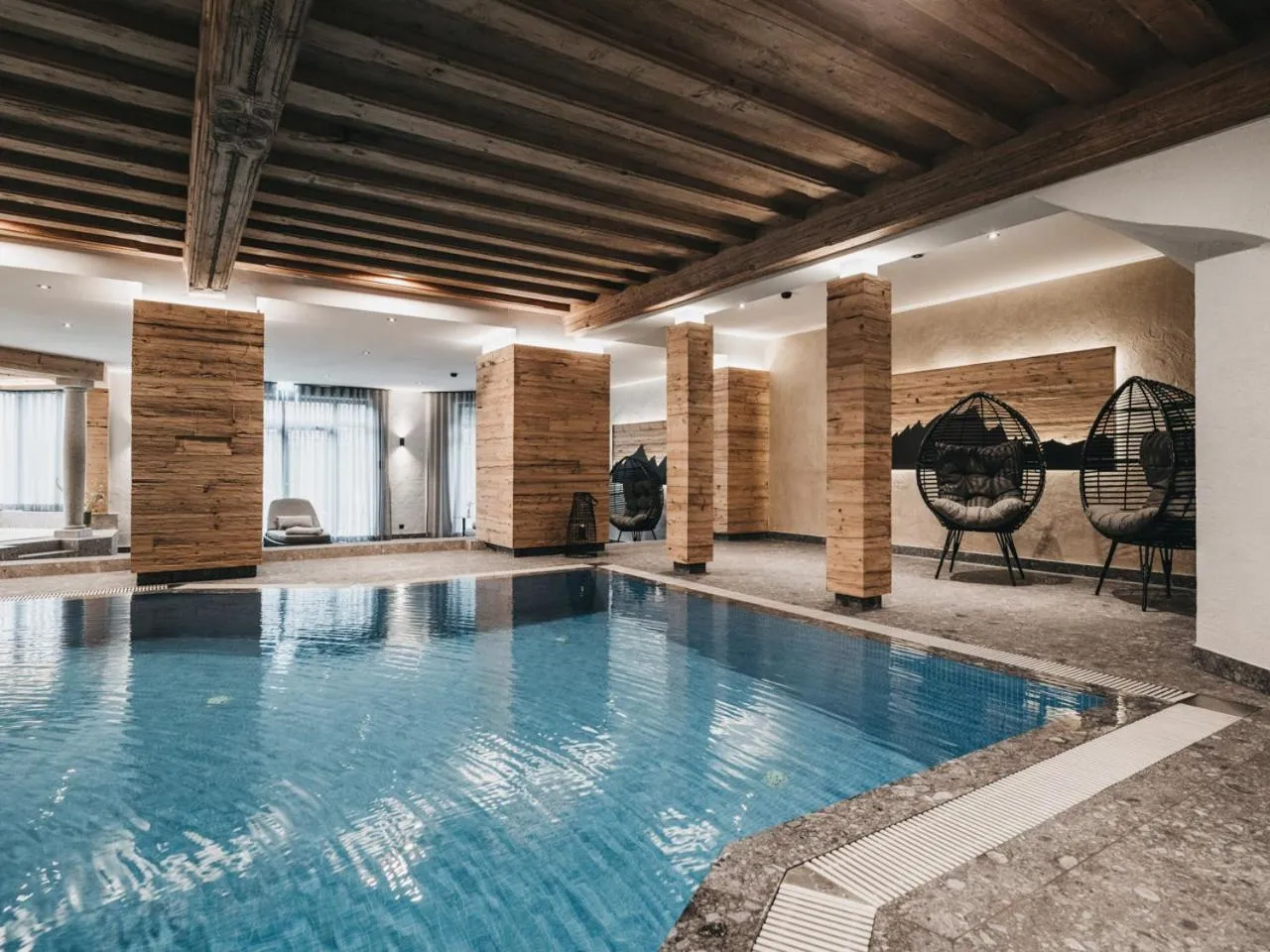 Swimming pool in VAYA Achensee