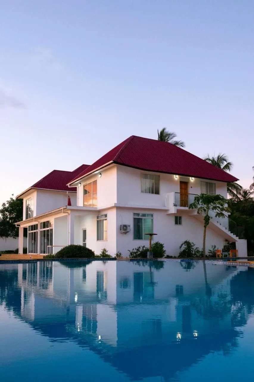 Property building in Calamari Beach Resort