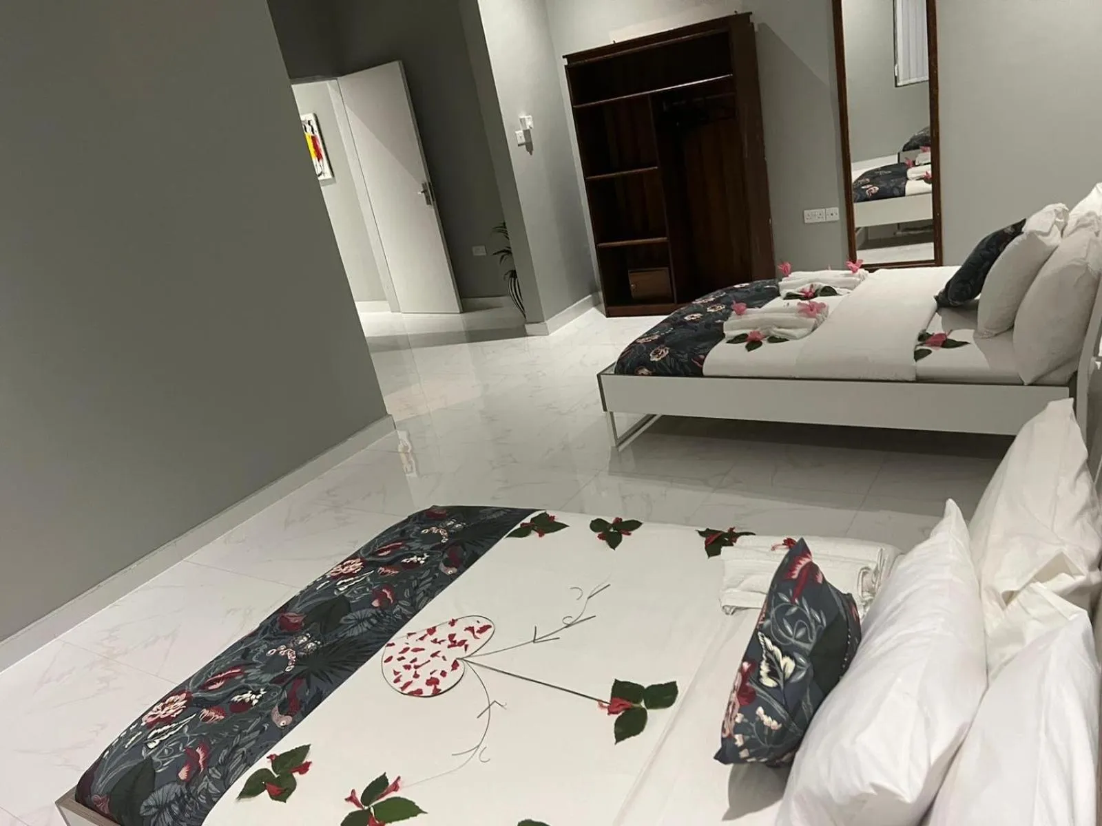 Bed in Calamari Beach Resort