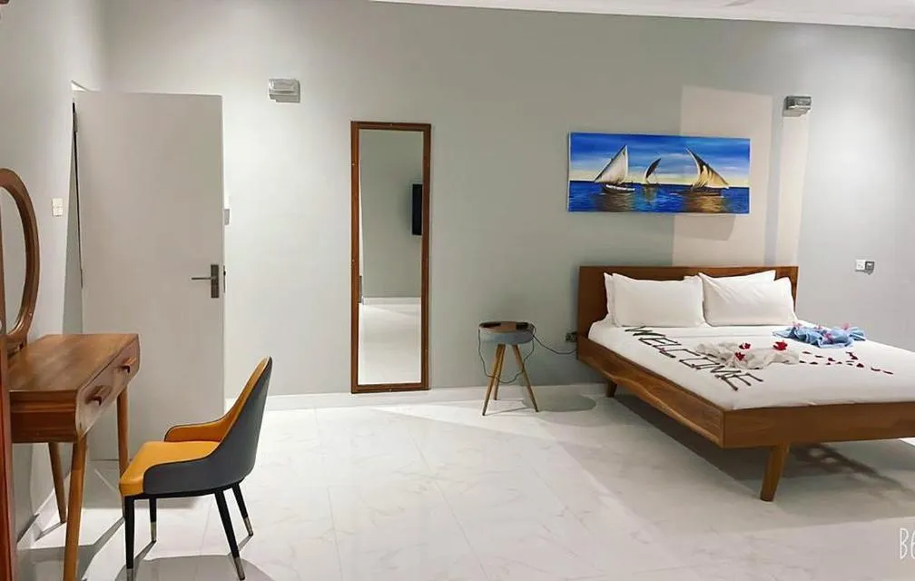 Bed in Calamari Beach Resort