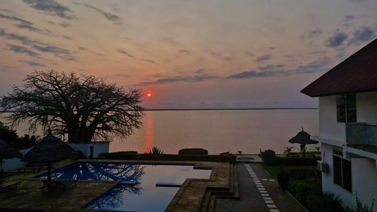 Calamari Beach Resort