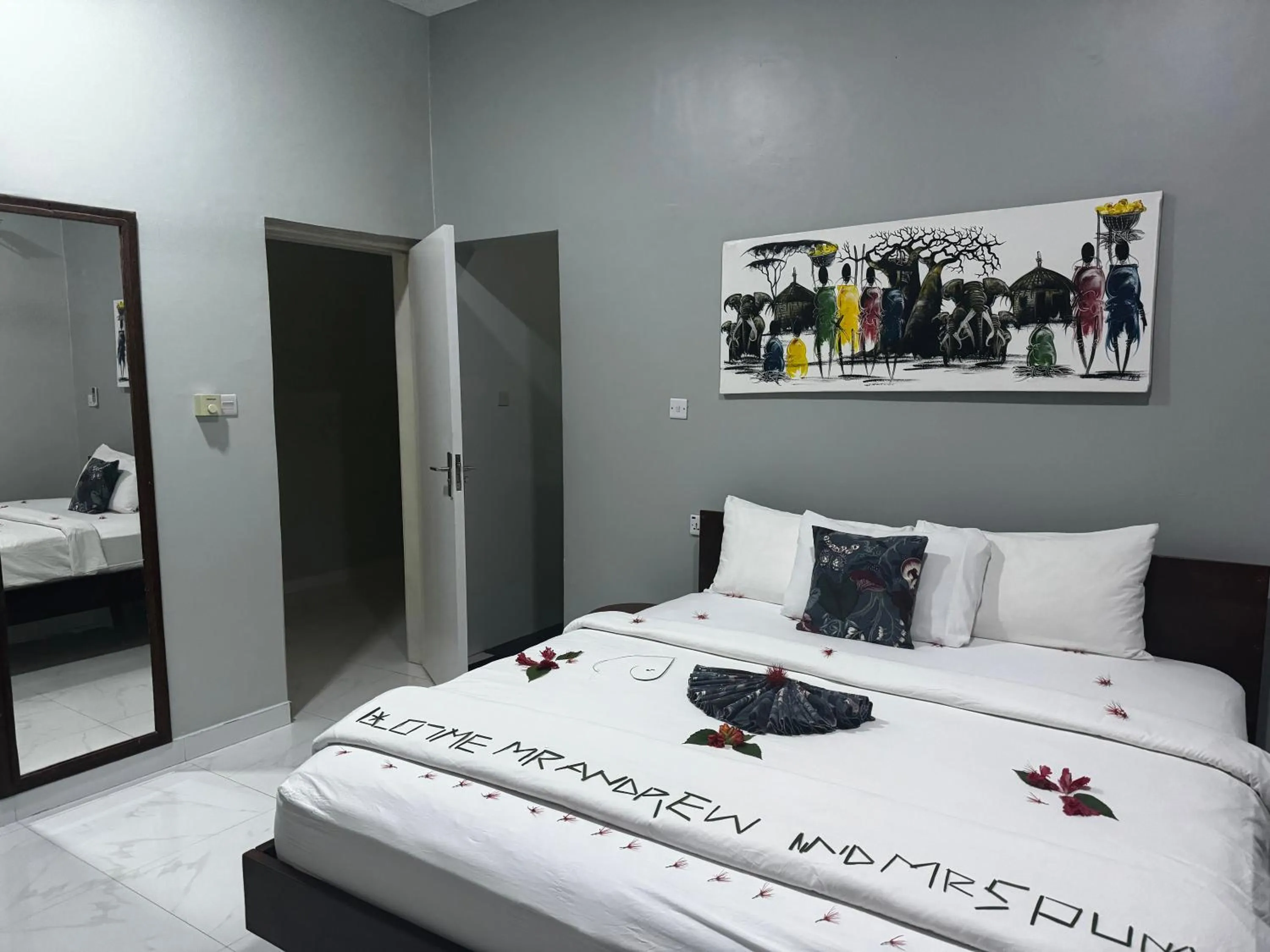 Bed in Calamari Beach Resort