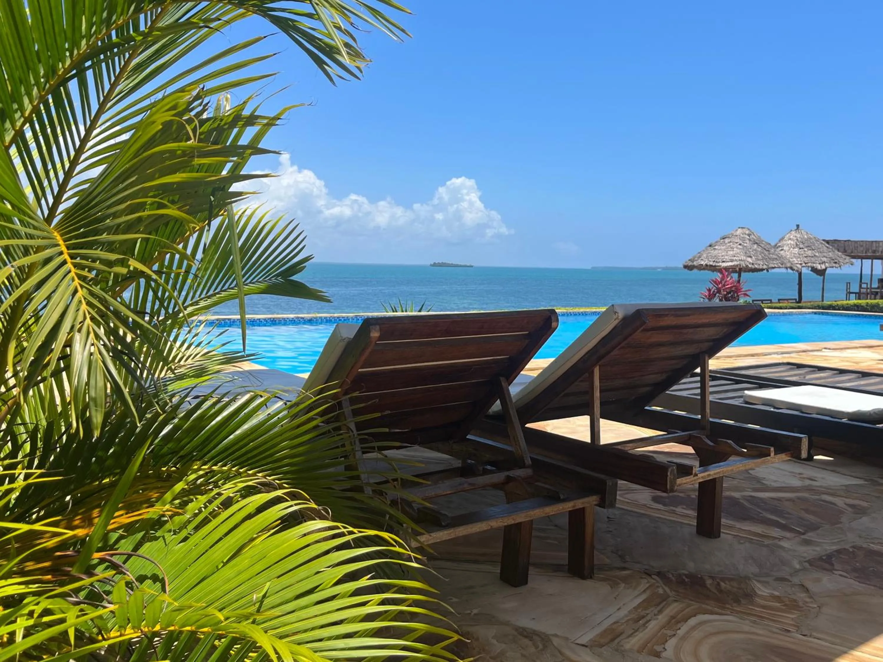 Calamari Beach Resort