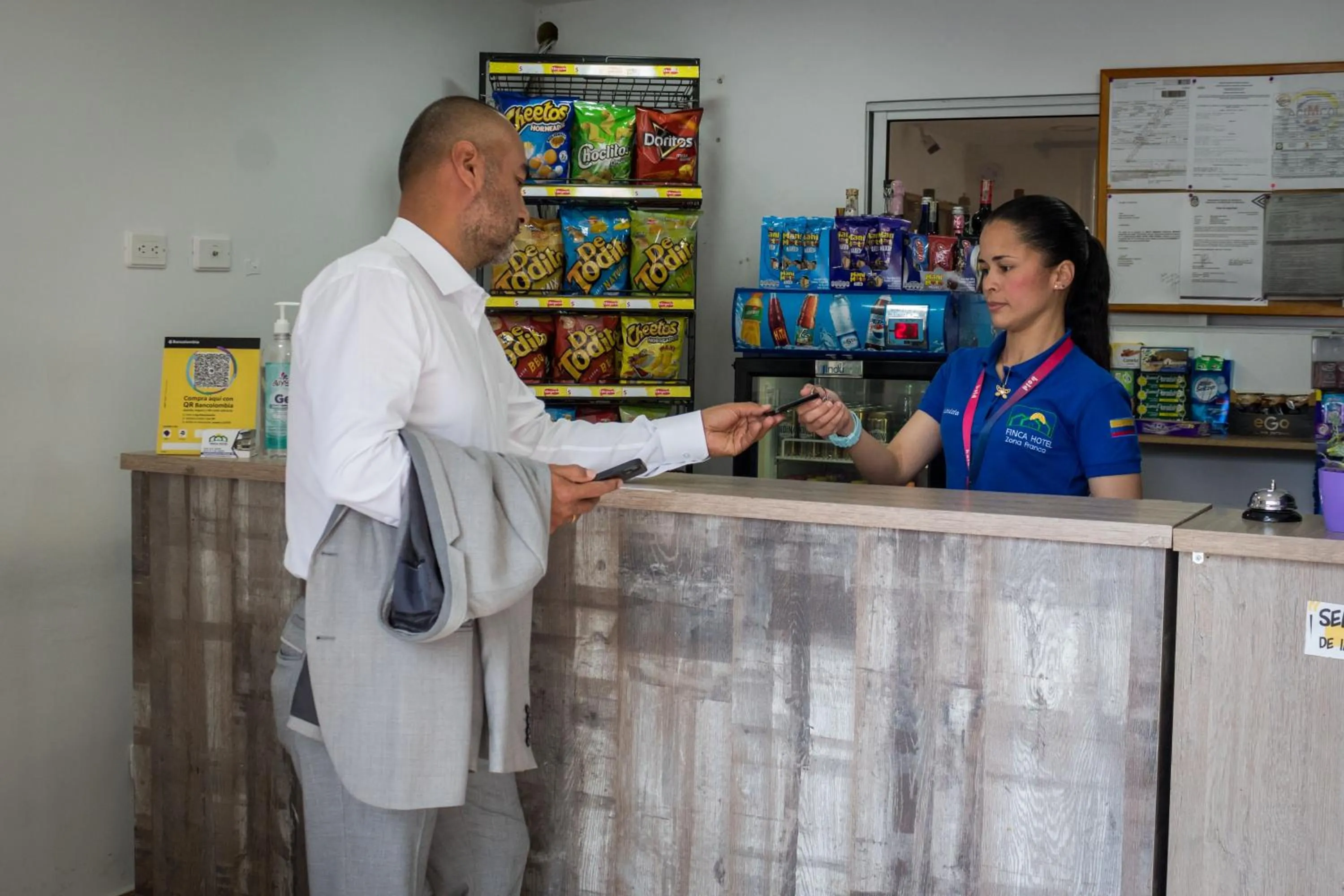 Lobby or reception in Finca Hotel Zona Franca