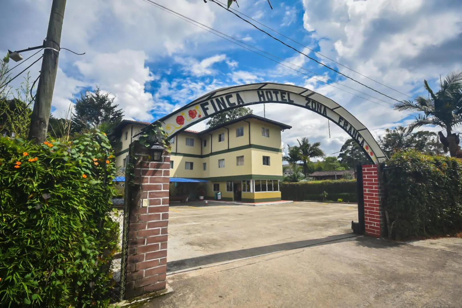 Property building in Finca Hotel Zona Franca