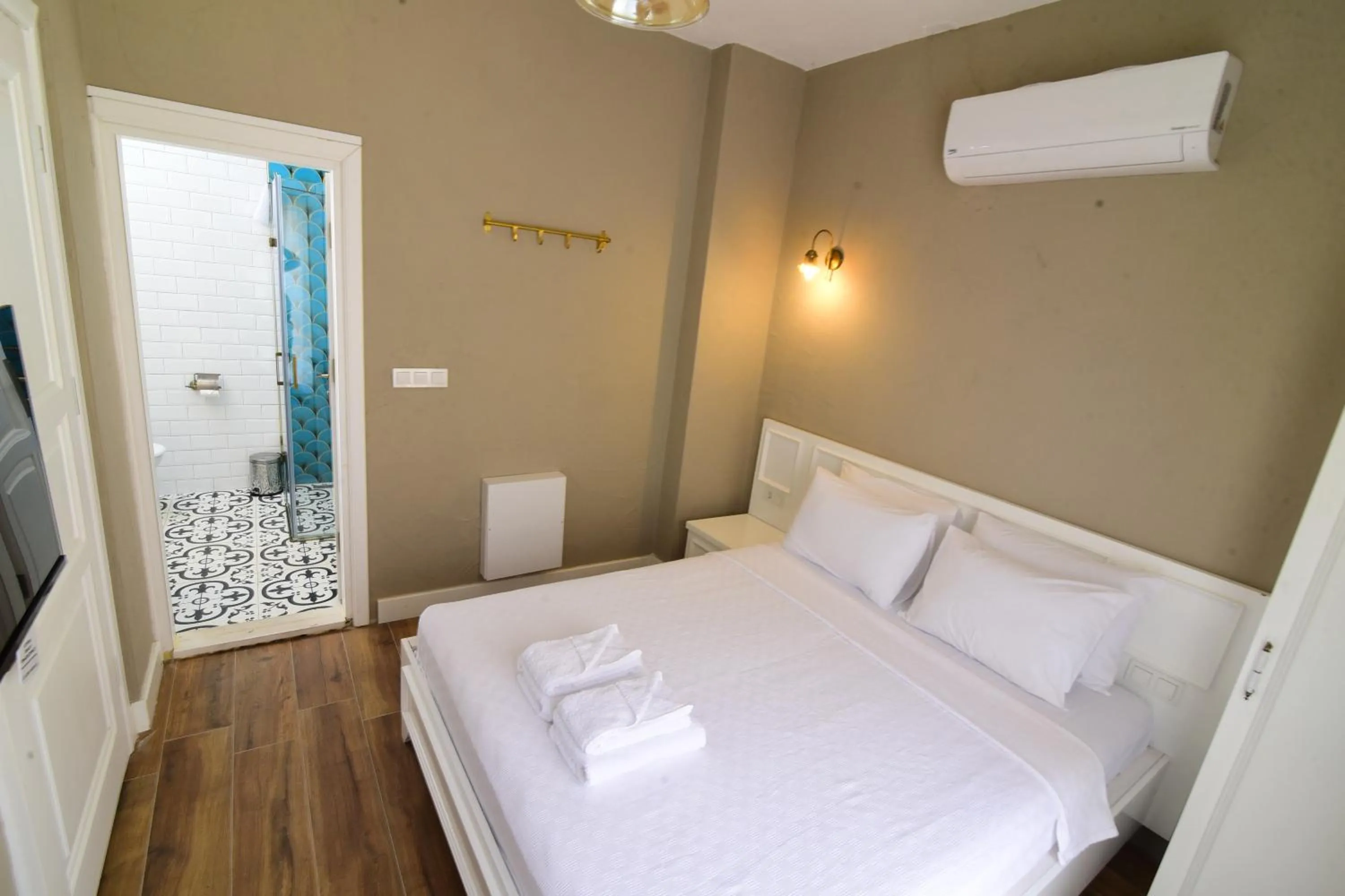 Photo of the whole room, Bed in Jardin d'Azur Alaçatı