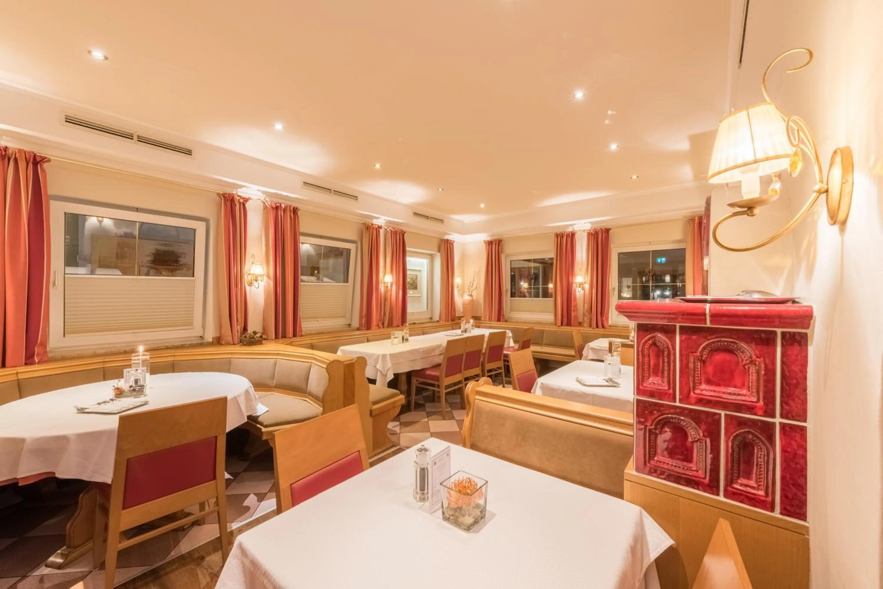 Restaurant/places to eat in Austria Classic Hotel Hölle