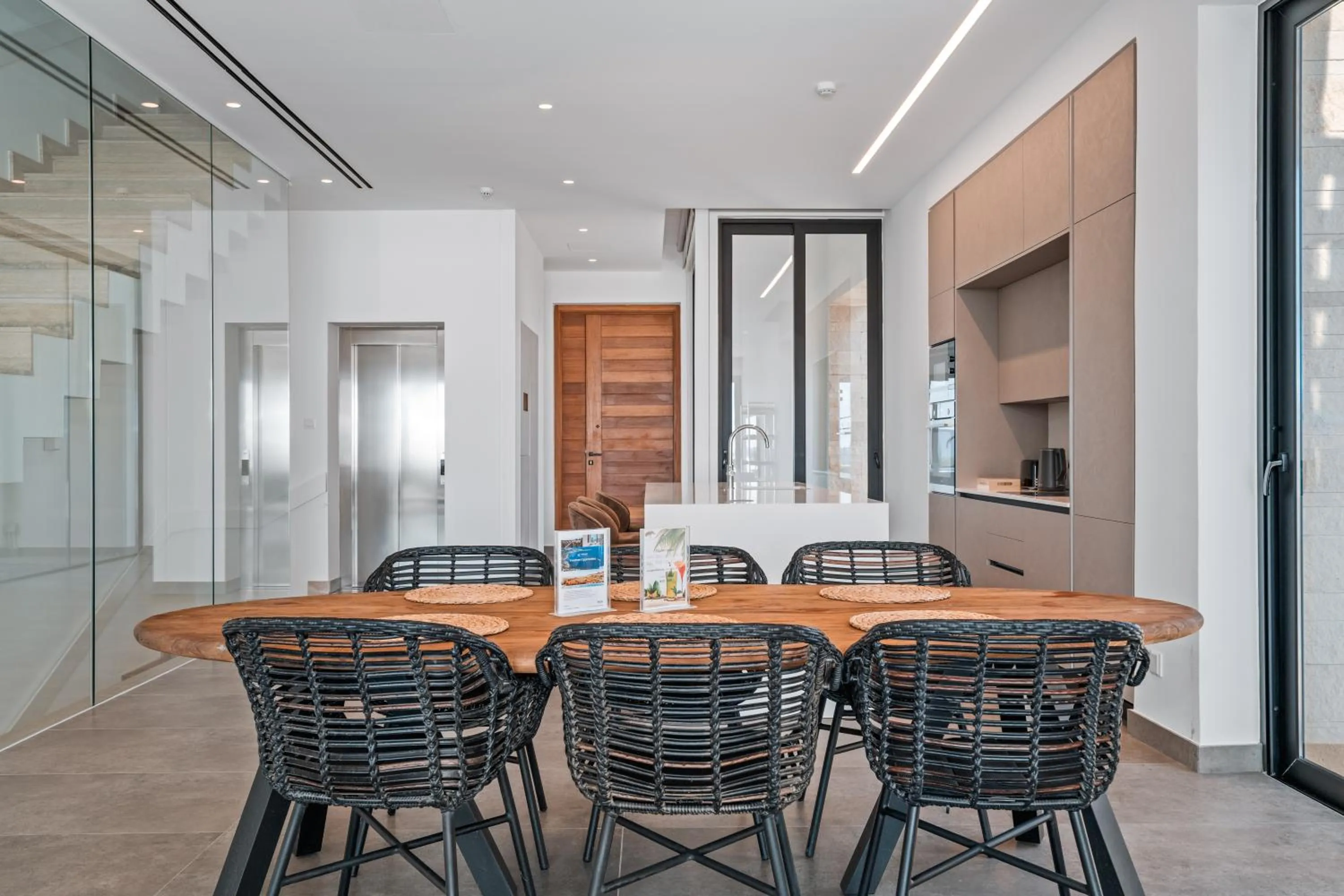Dining area in Periyiali Konnos Villas Beach Resort