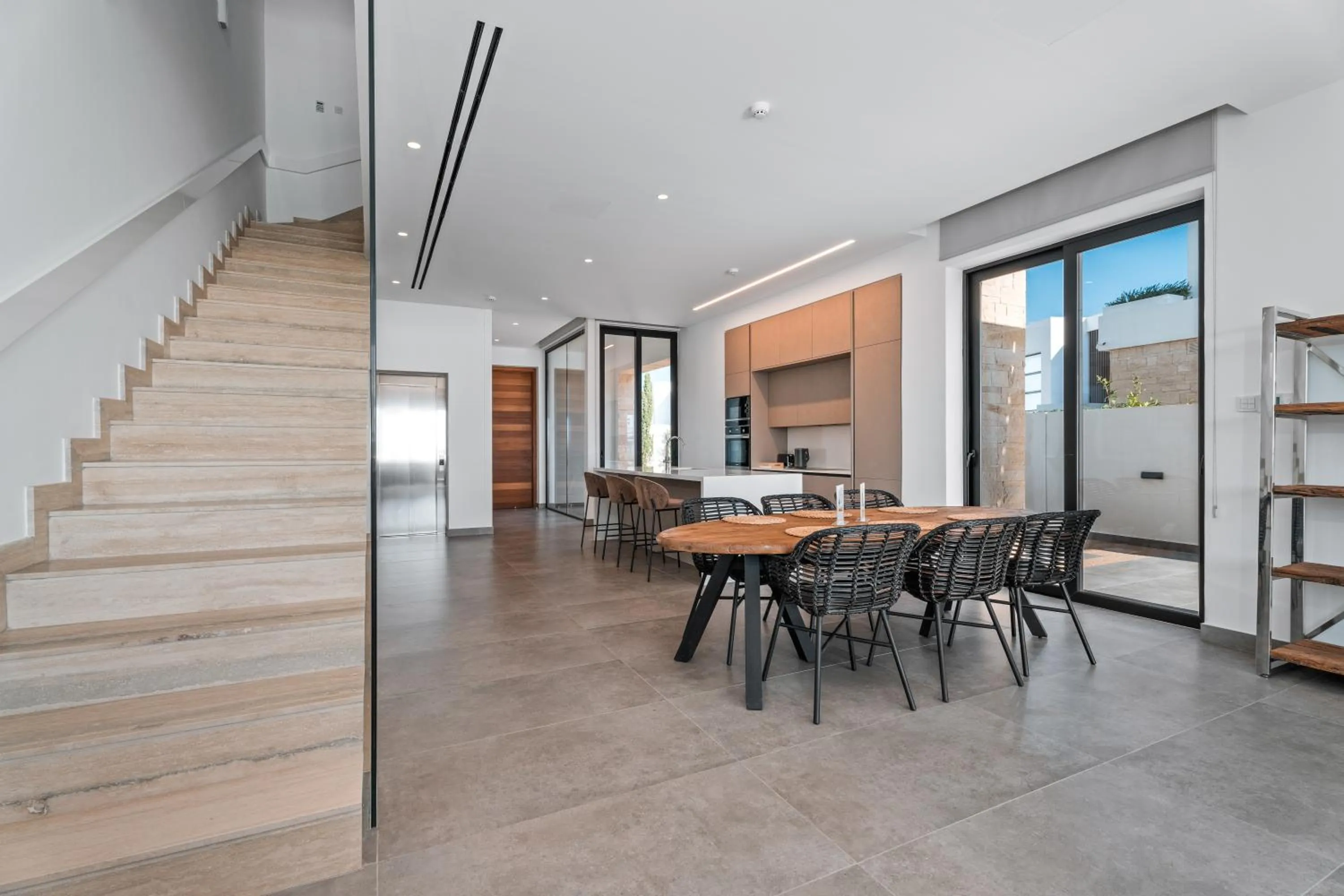Dining area in Periyiali Konnos Villas Beach Resort