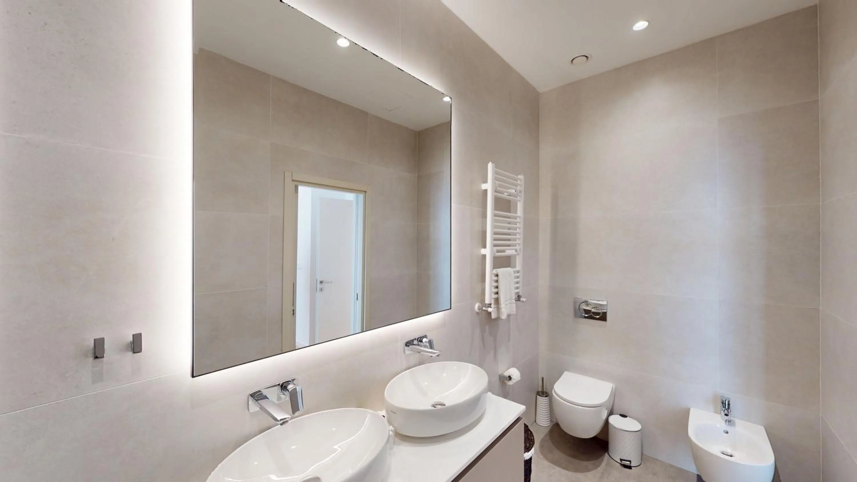 Shower in Periyiali Konnos Villas Beach Resort