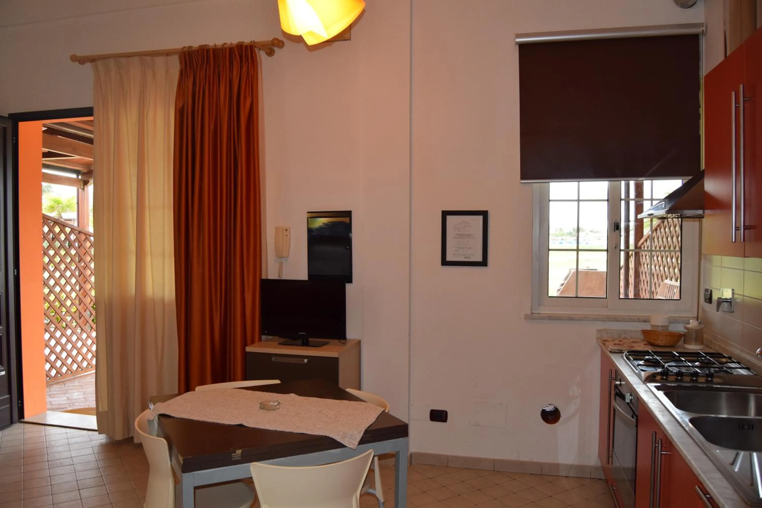 Kitchen or kitchenette in Oasi del Mare