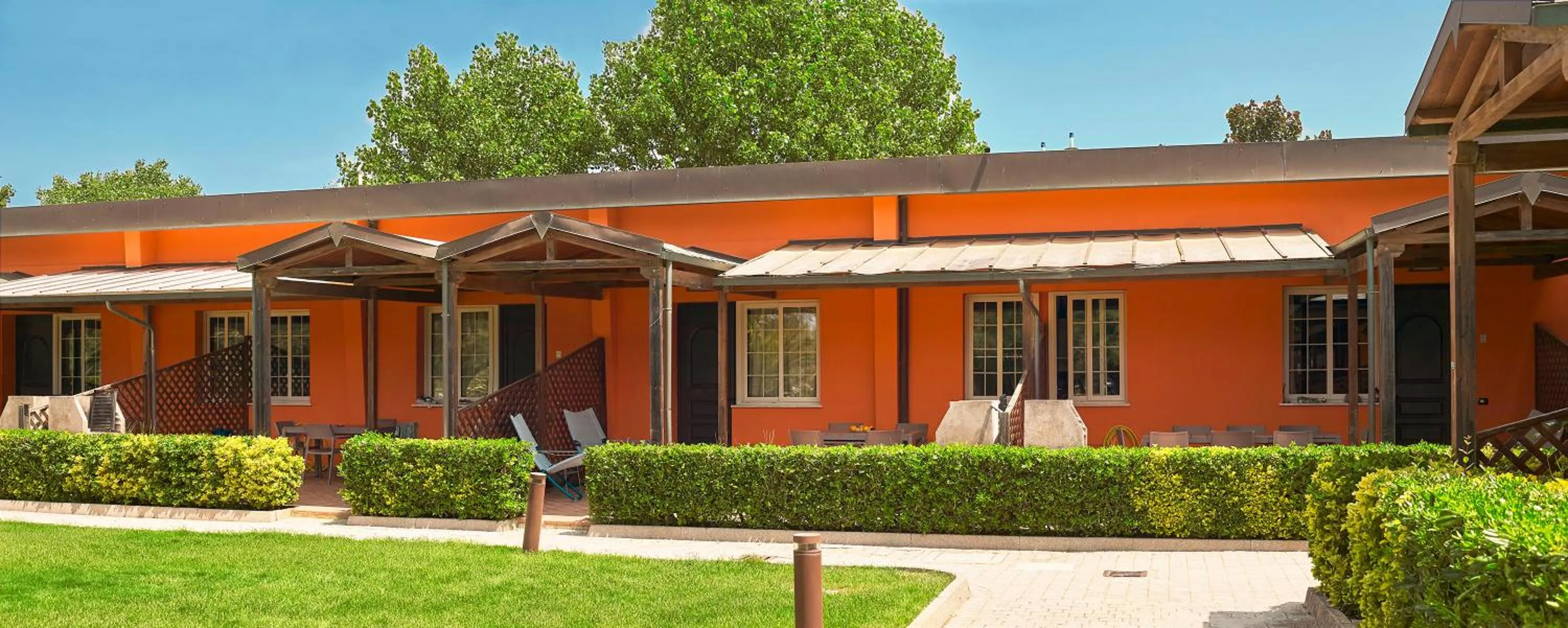 Property building in Oasi del Mare