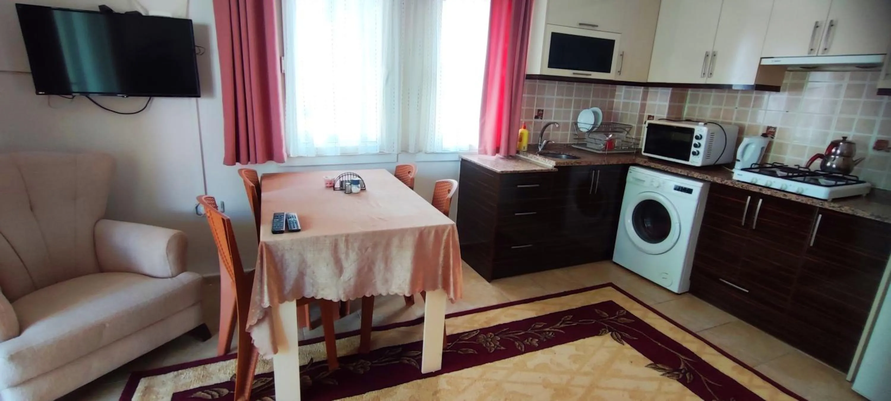 Kitchen or kitchenette in çileks apart otel