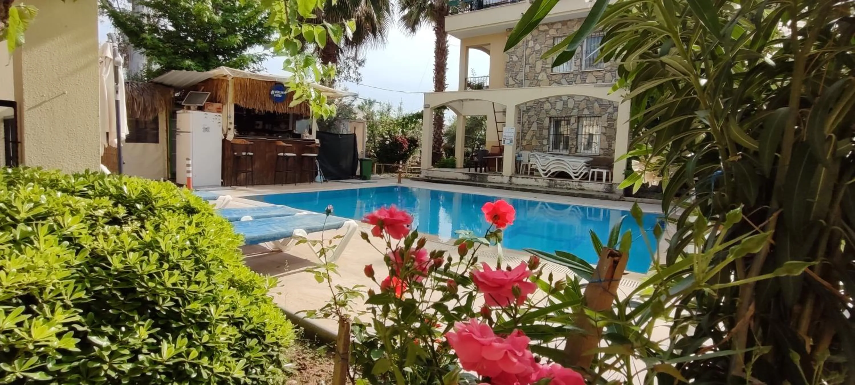 Property building in çileks apart otel