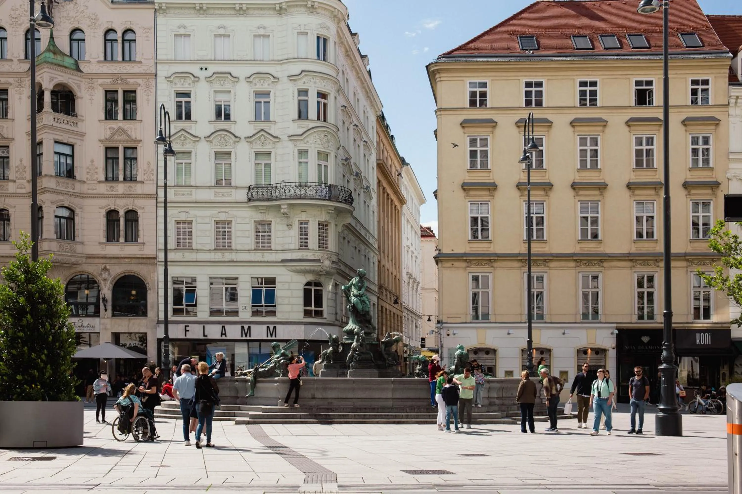 Nearby landmark in Miiro Palais Rudolf NEW OPENING