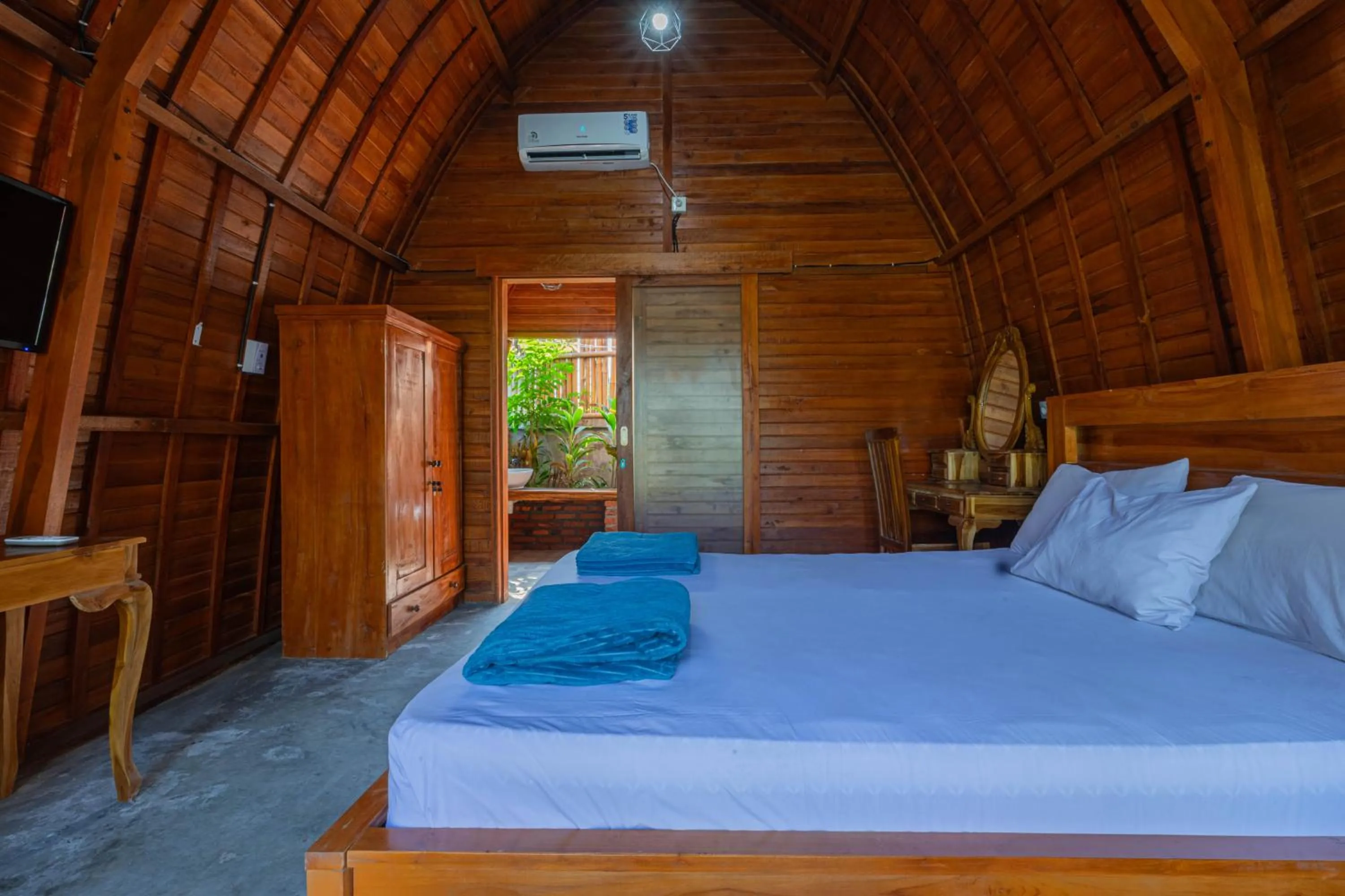 Bed in Kubu Selat Villa and Glamping
