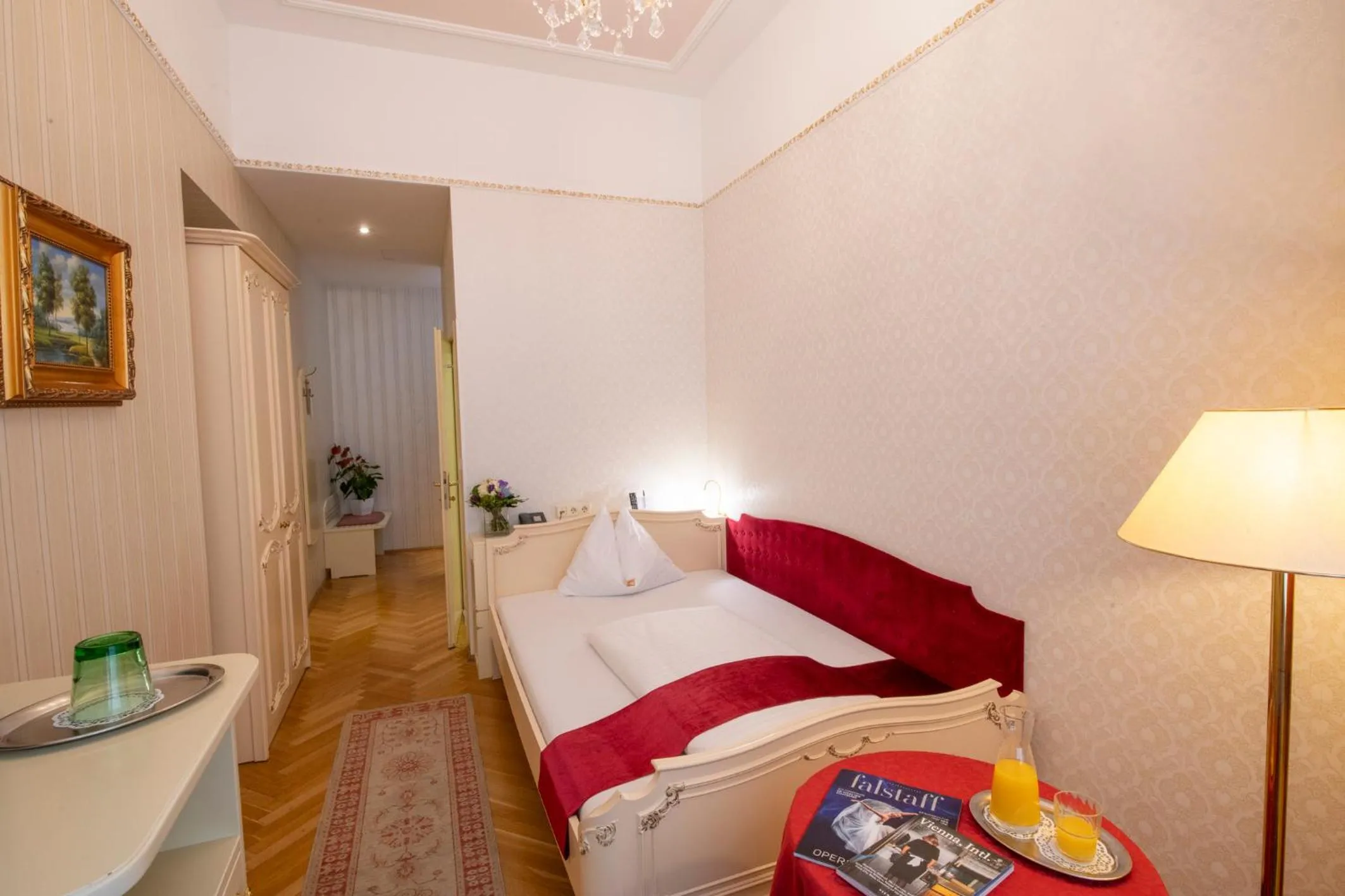 Bedroom, Bed in Pertschy Palais Hotel