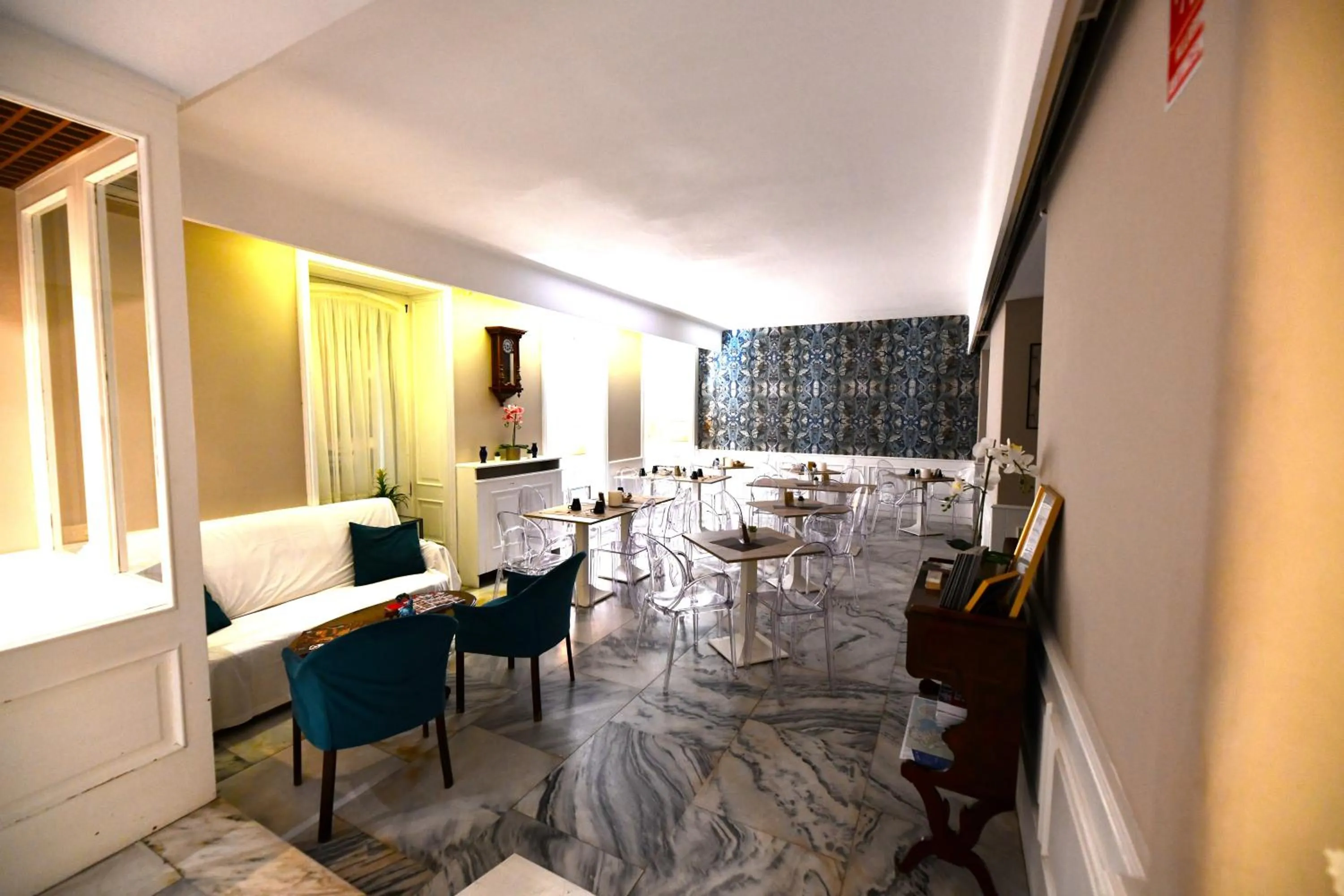 Breakfast in Hotel Bristol