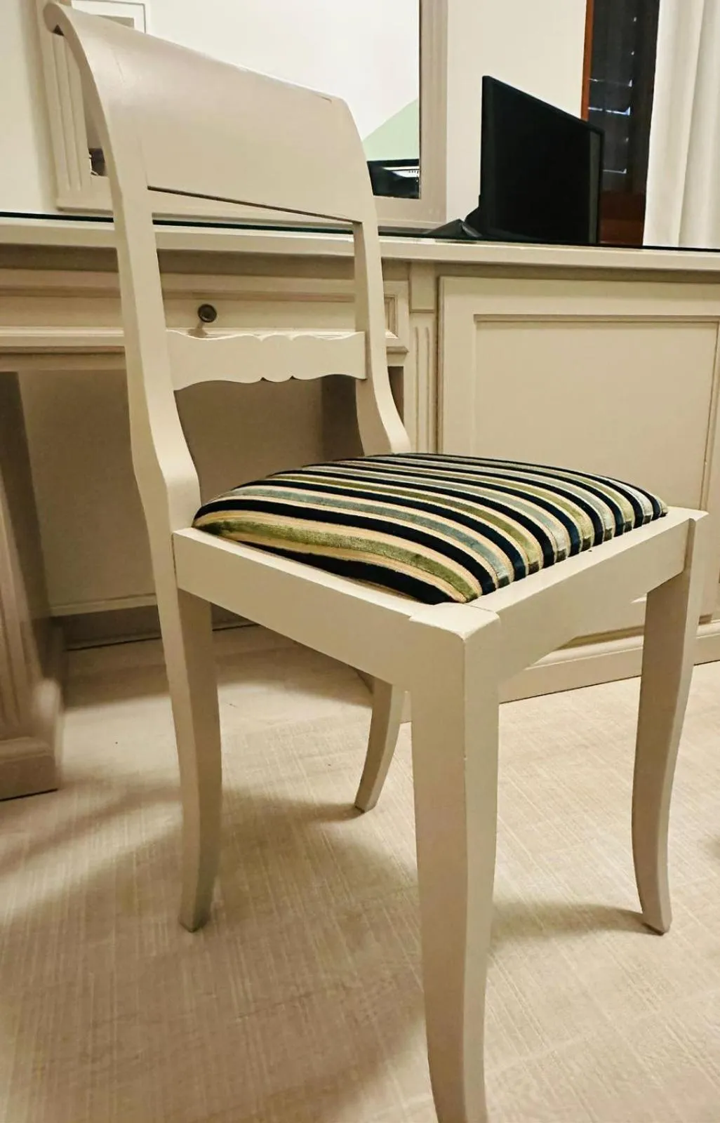 Photo of the whole room in Hotel Bristol