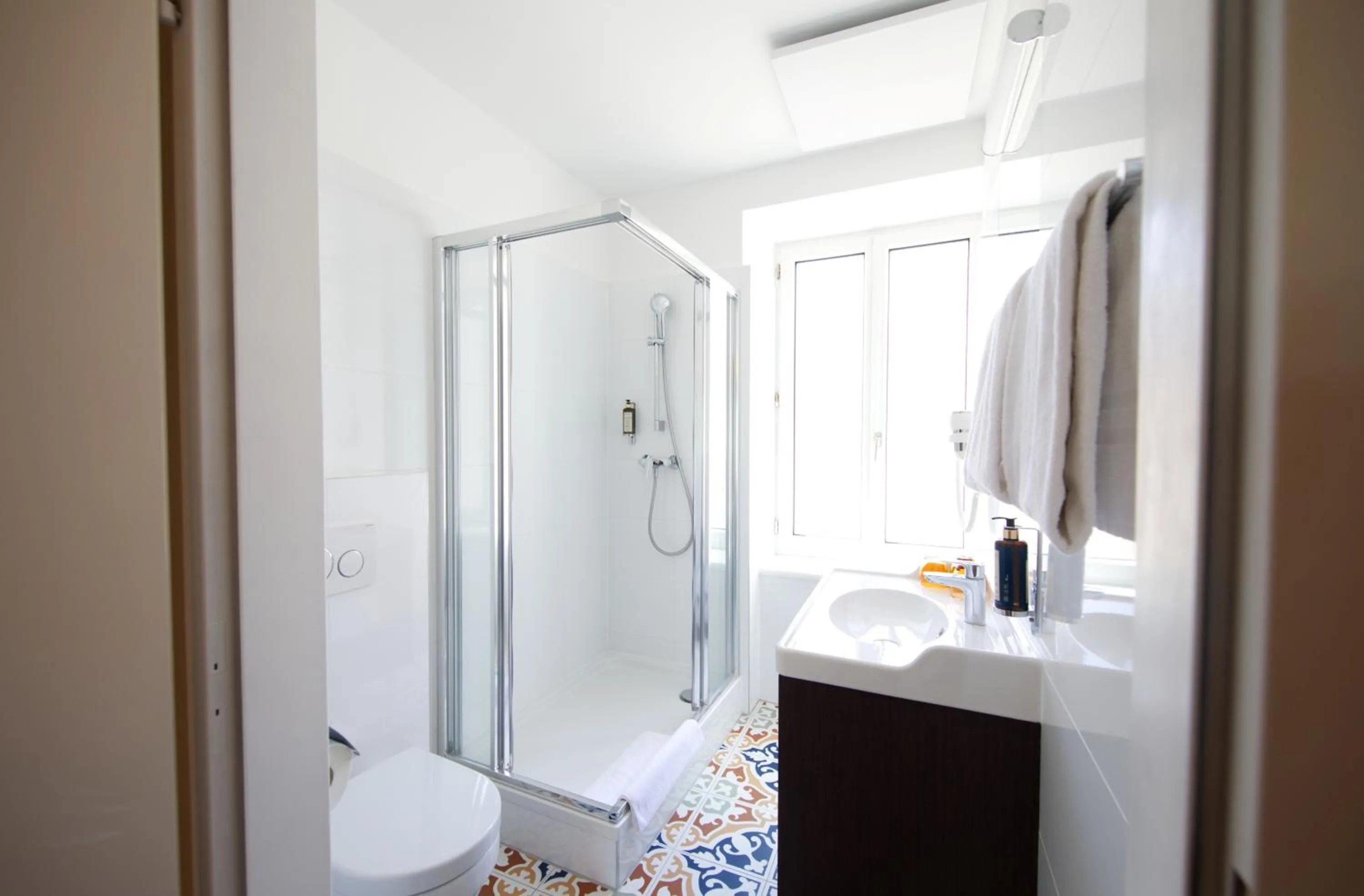 Bathroom in Drei Kronen Hotel Wien City