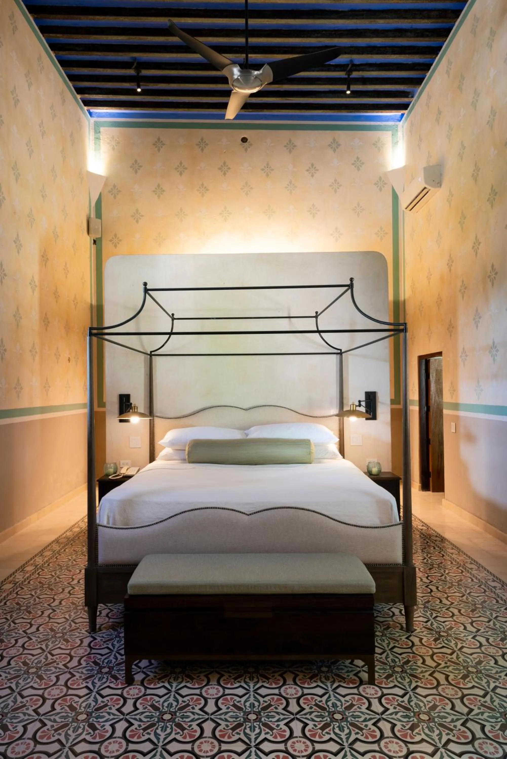 Bed in Hacienda San Antonio Hool