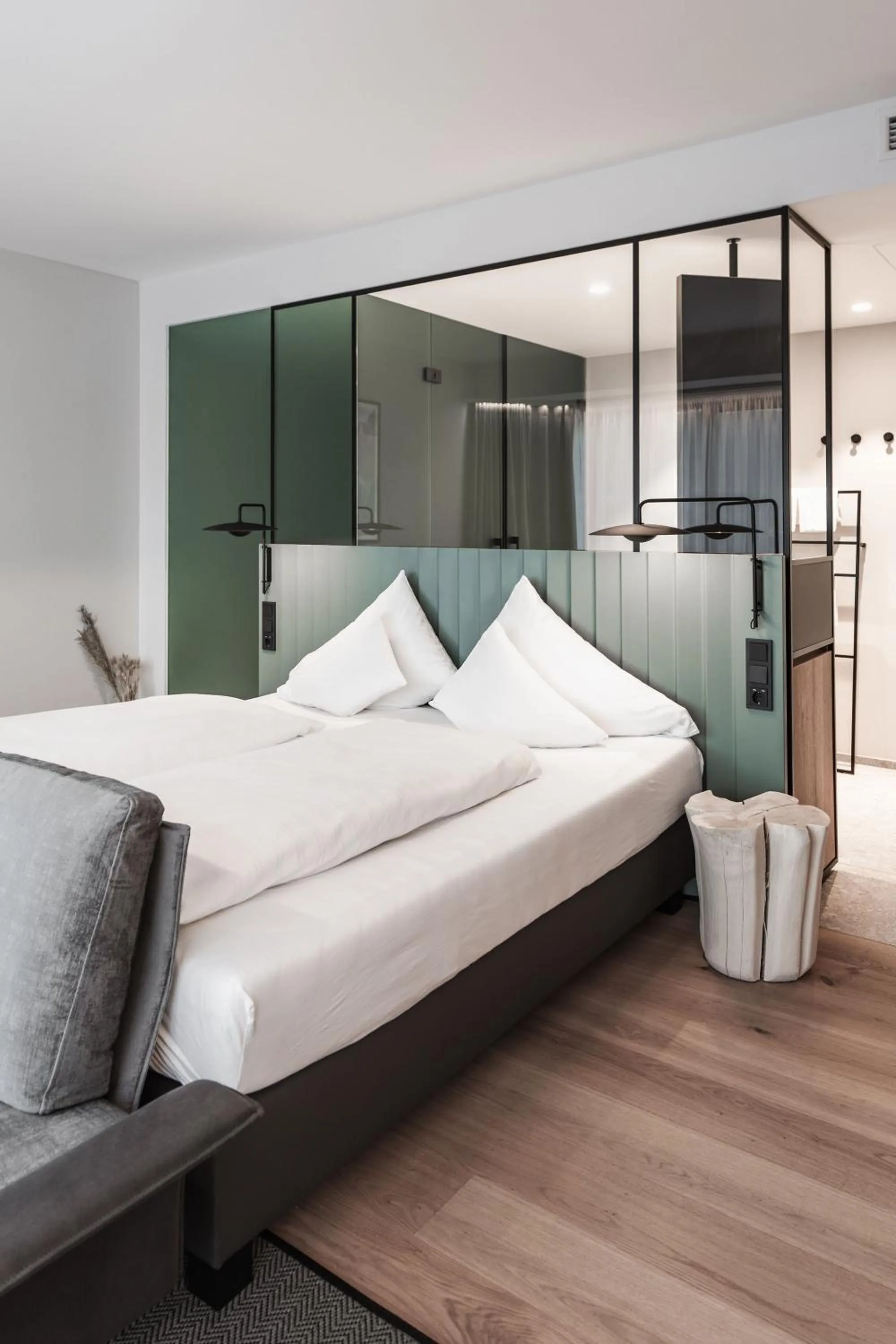 Bed in Stadthotel Goldenes Schiff