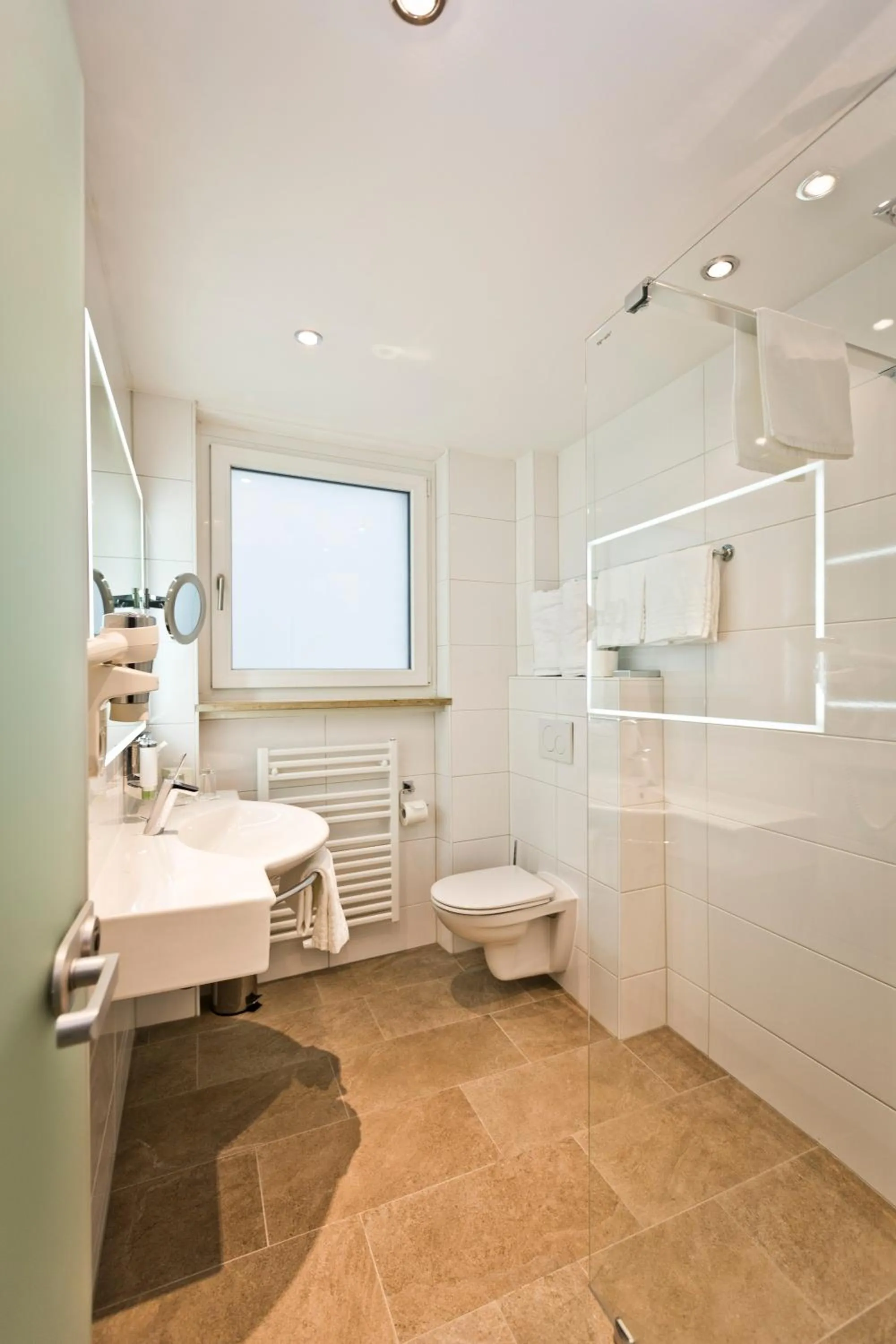 Shower in Stadthotel Goldenes Schiff