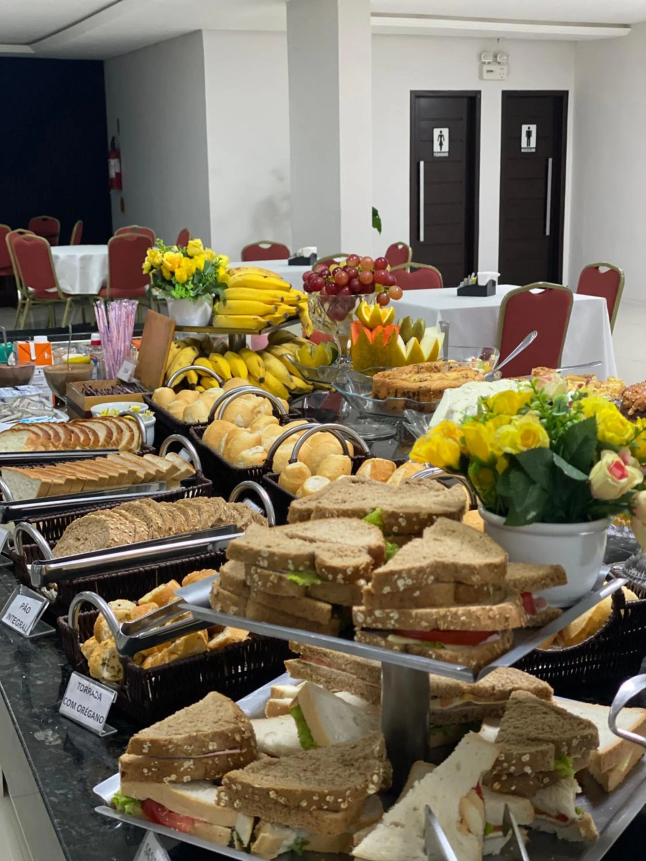 Breakfast in Hotel Europa