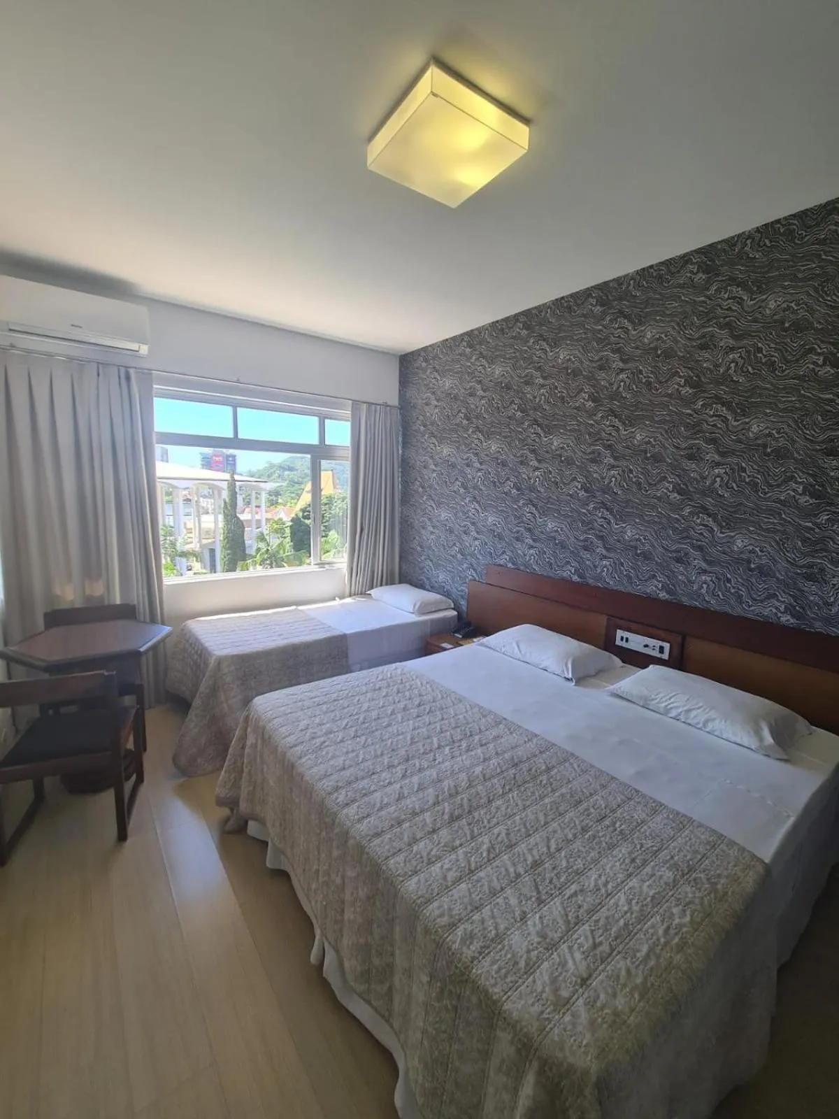 Photo of the whole room in Hotel Europa