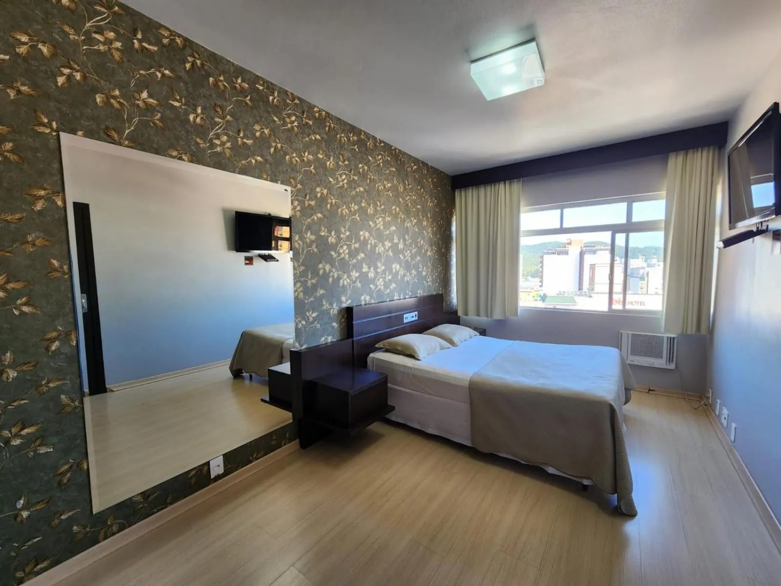 Photo of the whole room in Hotel Europa