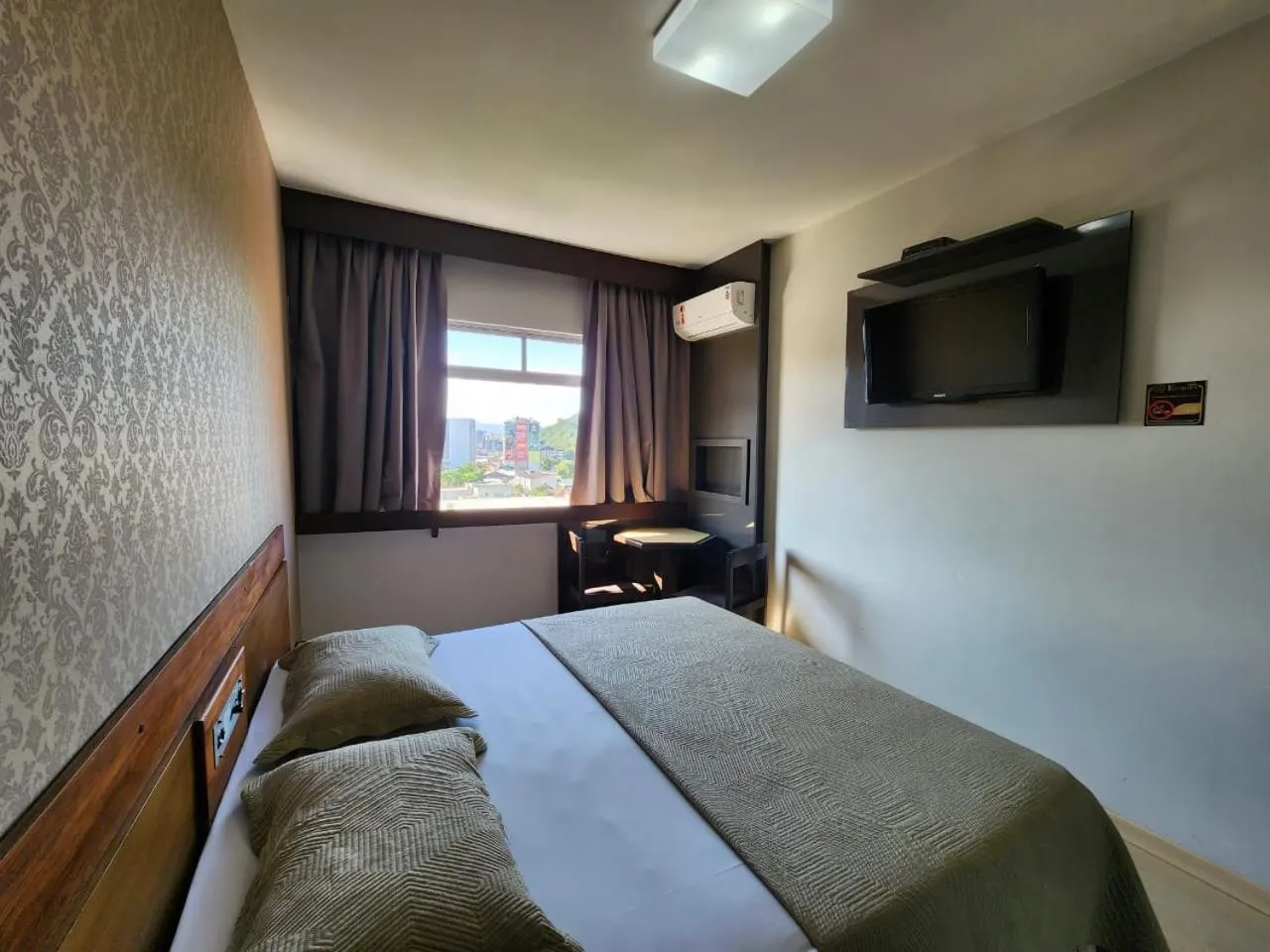 Bedroom in Hotel Europa