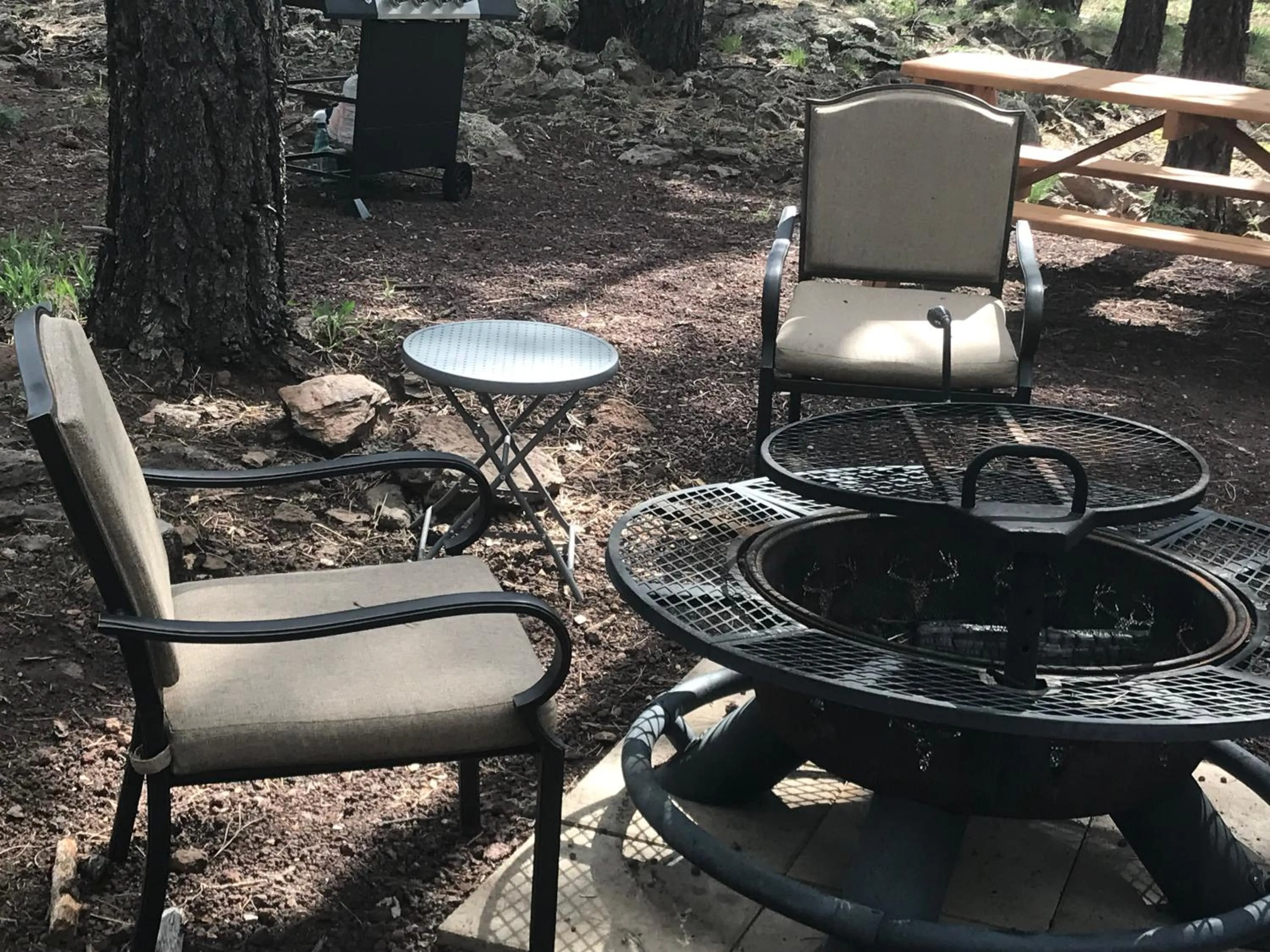 BBQ facilities in Grand Canyon Cottage at Historic Wrigley Ranch with Horseback Riding & Hiking