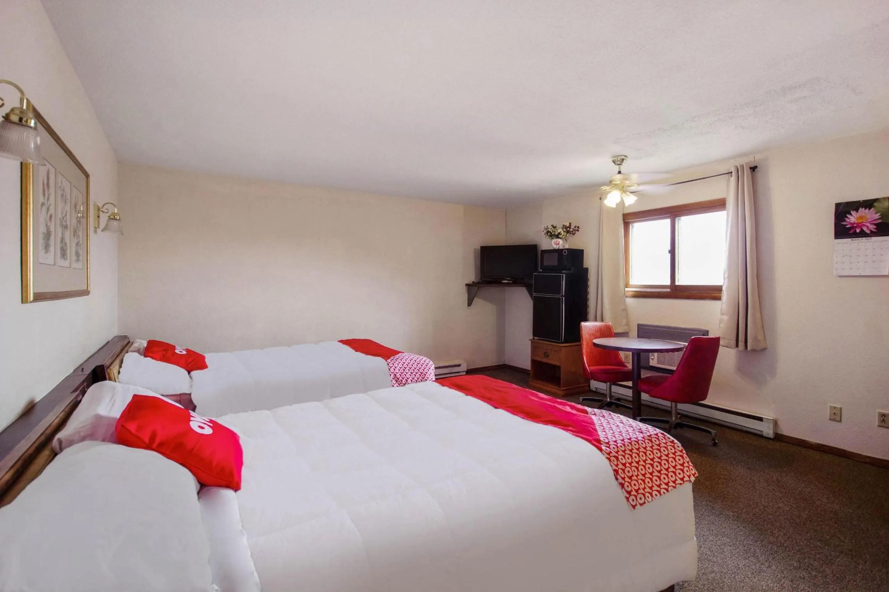 Bedroom in OYO Hotel Cheyenne Wells - US 40